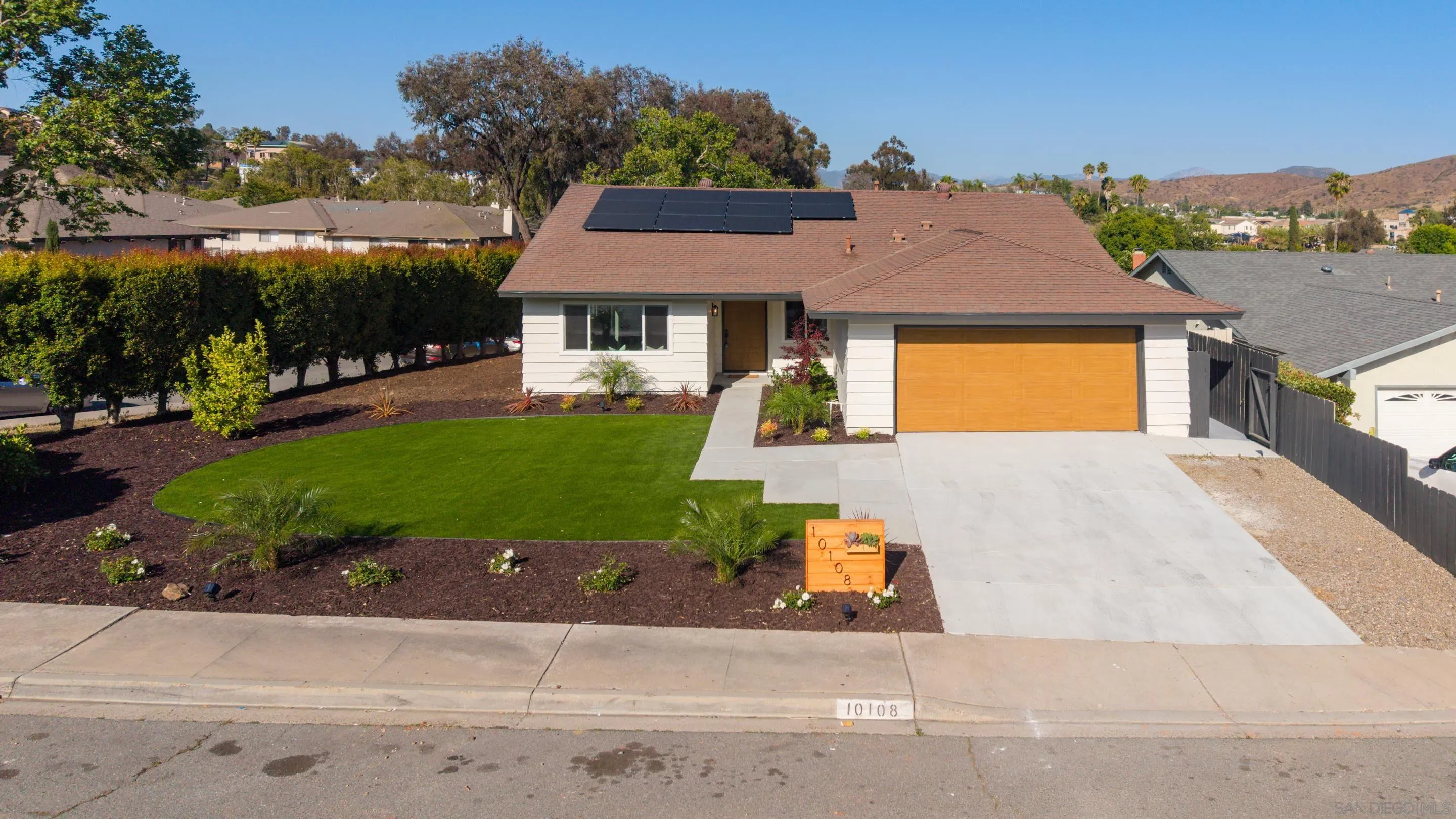 https://cdn.realtyfeed.com/cdn/127/260011692/9bb7dab93d61987aac5a6b8521c37e34.webp
