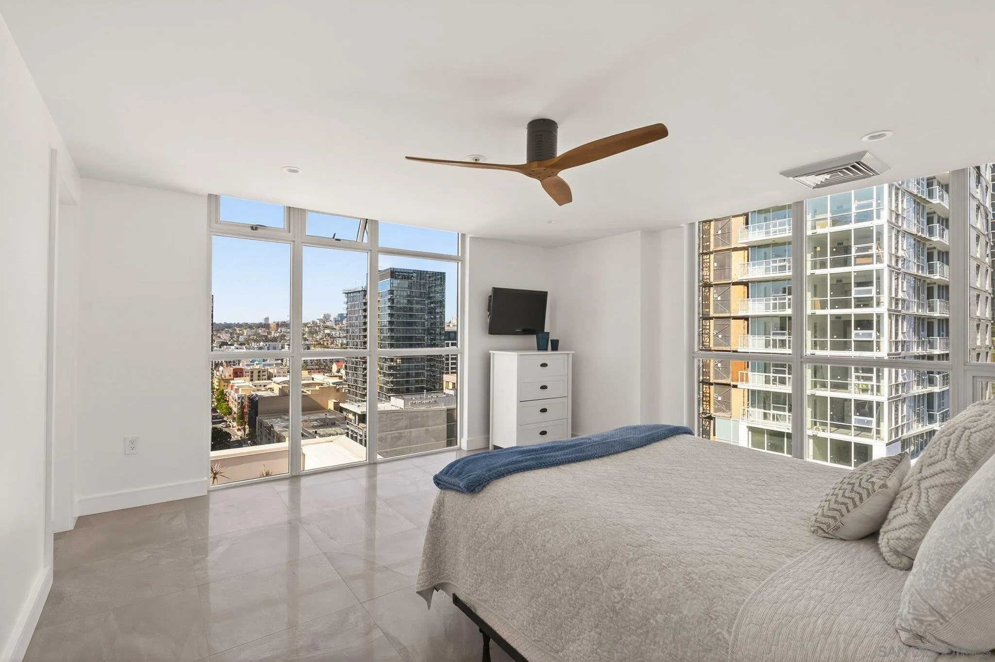 https://cdn.realtyfeed.com/cdn/127/260011695/3cad19fb6100b427dbdde9031eff3f0f.webp