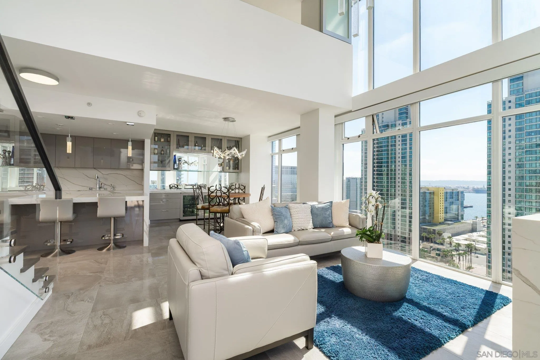 https://cdn.realtyfeed.com/cdn/127/260011695/3dde16c7f9cf9178da239611d24f378e.webp