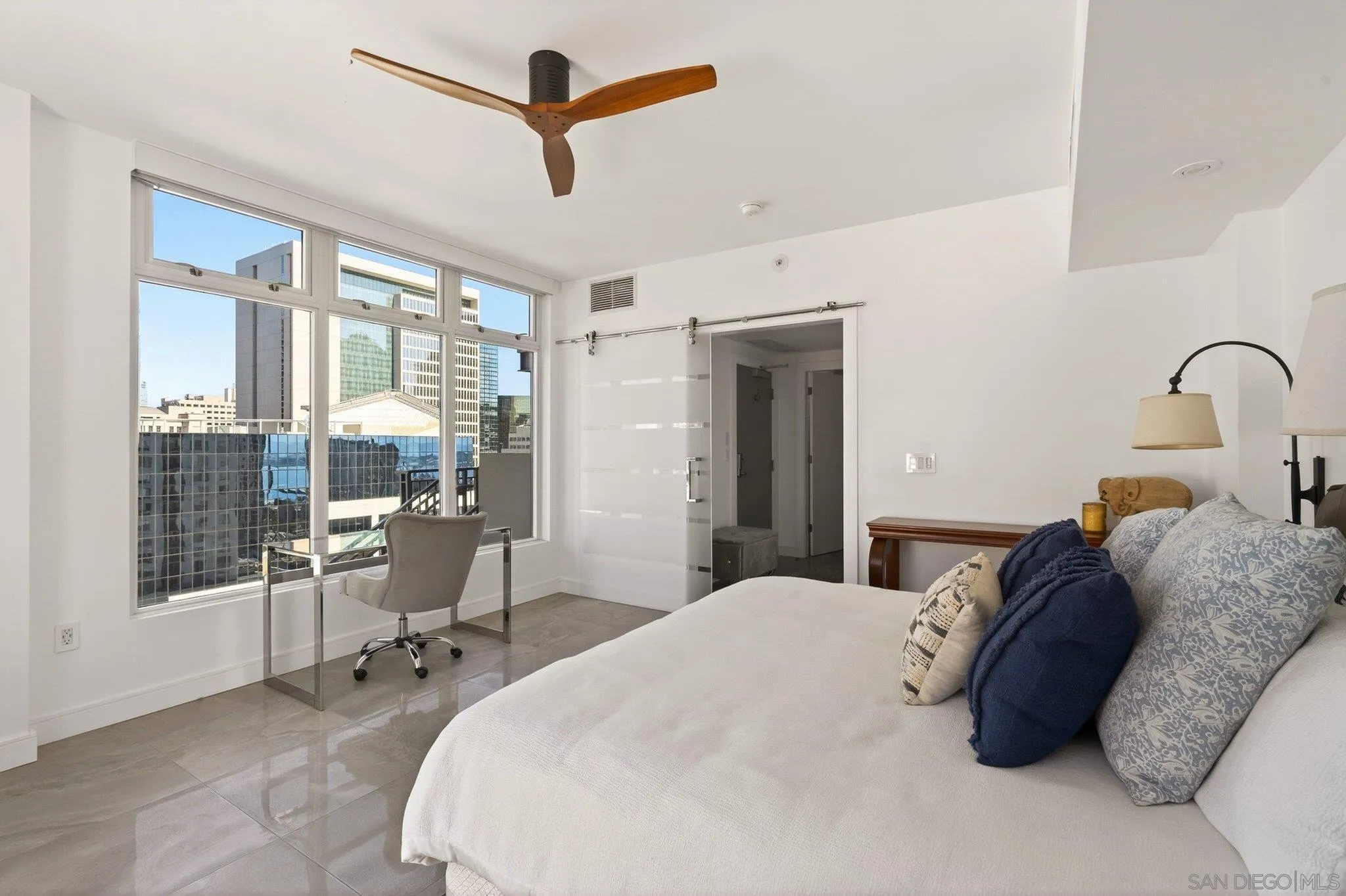 https://cdn.realtyfeed.com/cdn/127/260011695/bf1f293bdf398d9e38647c3c8049fa5d.webp