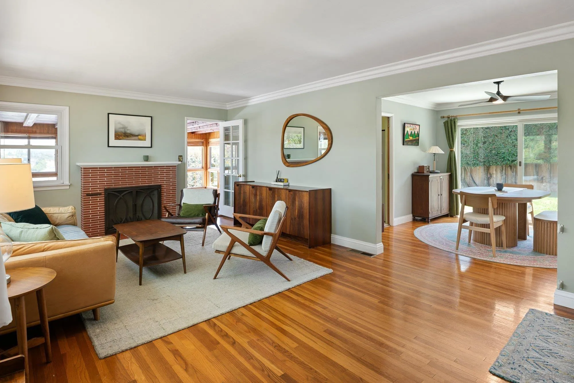 https://cdn.realtyfeed.com/cdn/127/260011696/16b2626603e92d89c5002bdd8ad347ce.webp