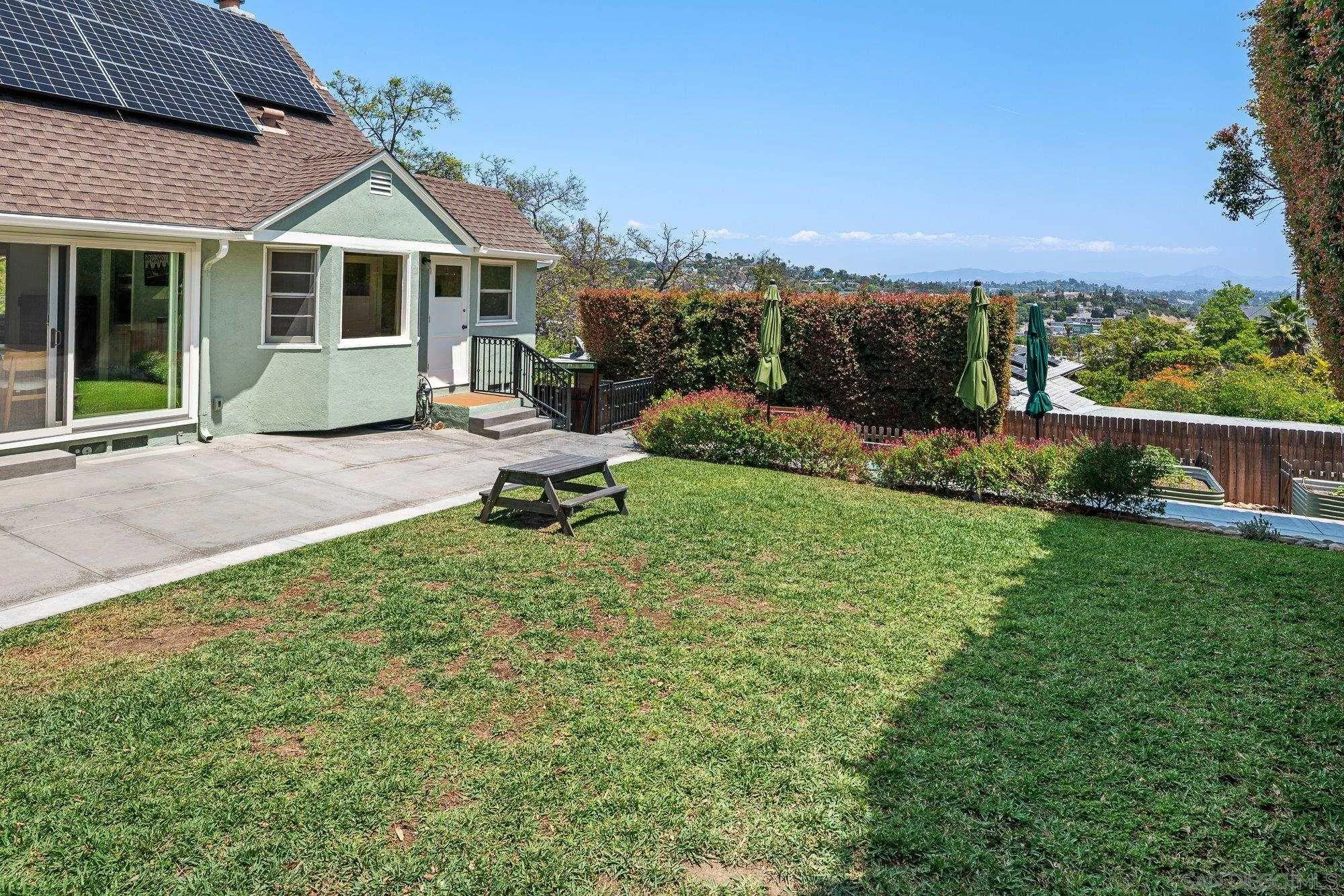 https://cdn.realtyfeed.com/cdn/127/260011696/7afa4fa2618118b63ee78c5ea9f6586b.webp