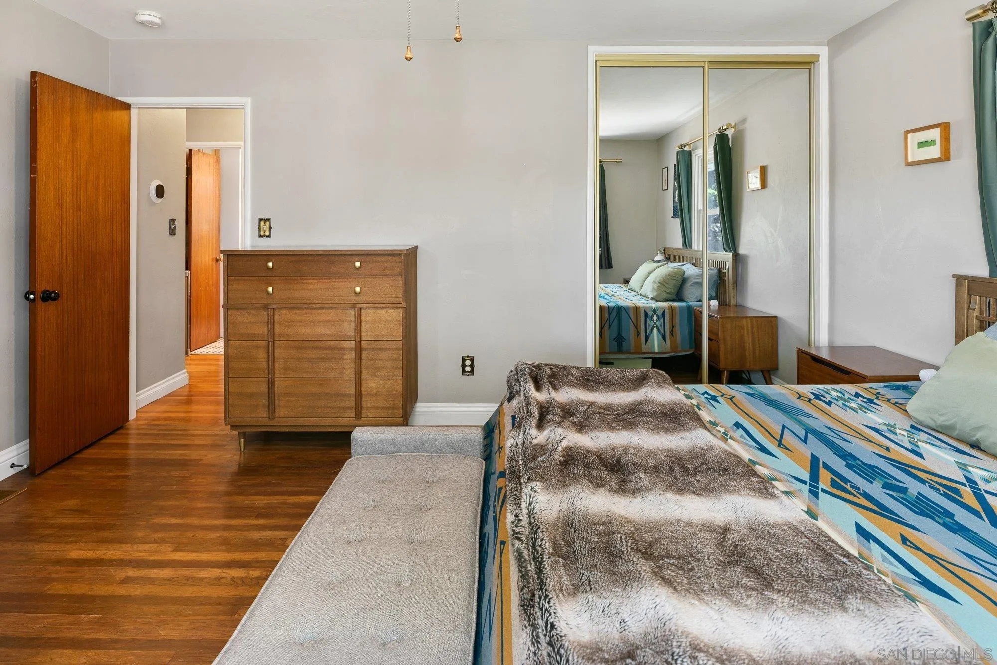 https://cdn.realtyfeed.com/cdn/127/260011696/b93725ea330af36f213009691b6f80b9.webp
