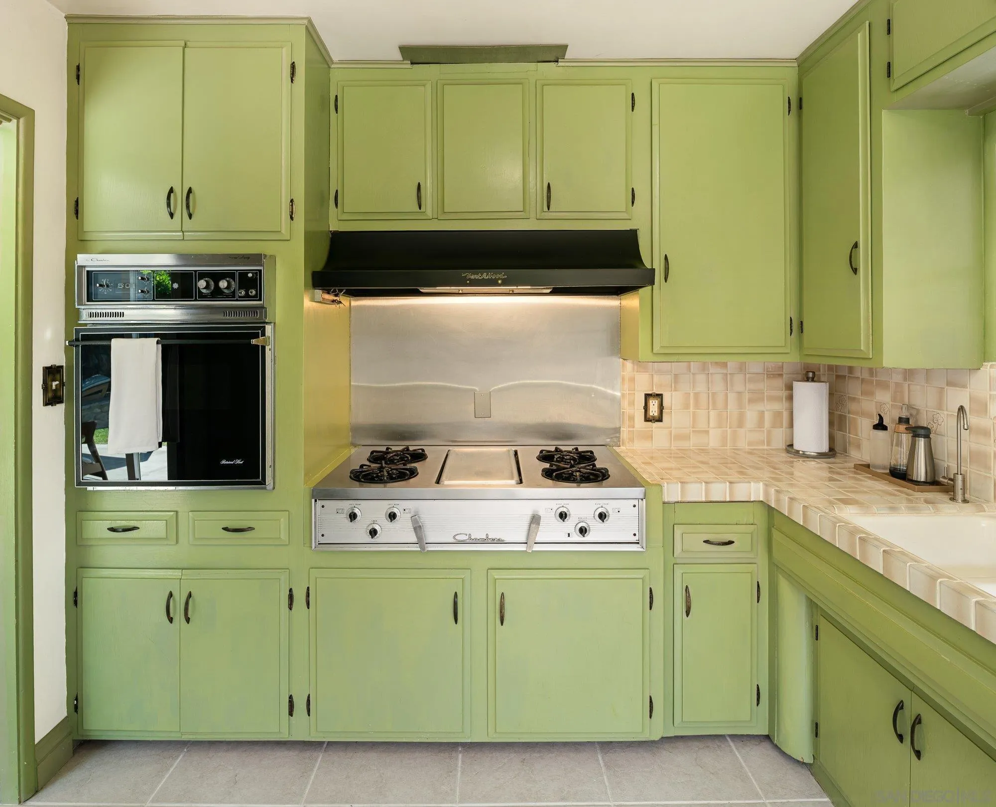 https://cdn.realtyfeed.com/cdn/127/260011696/bbdbea3b164247600896c4b8a9ab0d17.webp