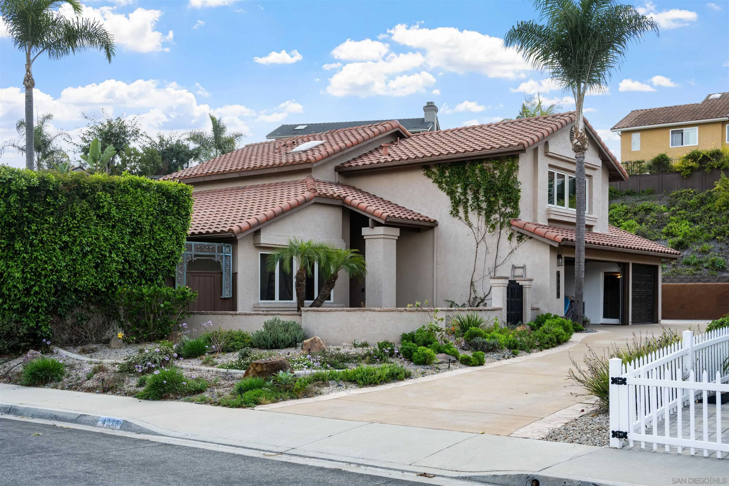 https://cdn.realtyfeed.com/cdn/127/2600117/21ac34da177b163d04e5731cd719849d.webp