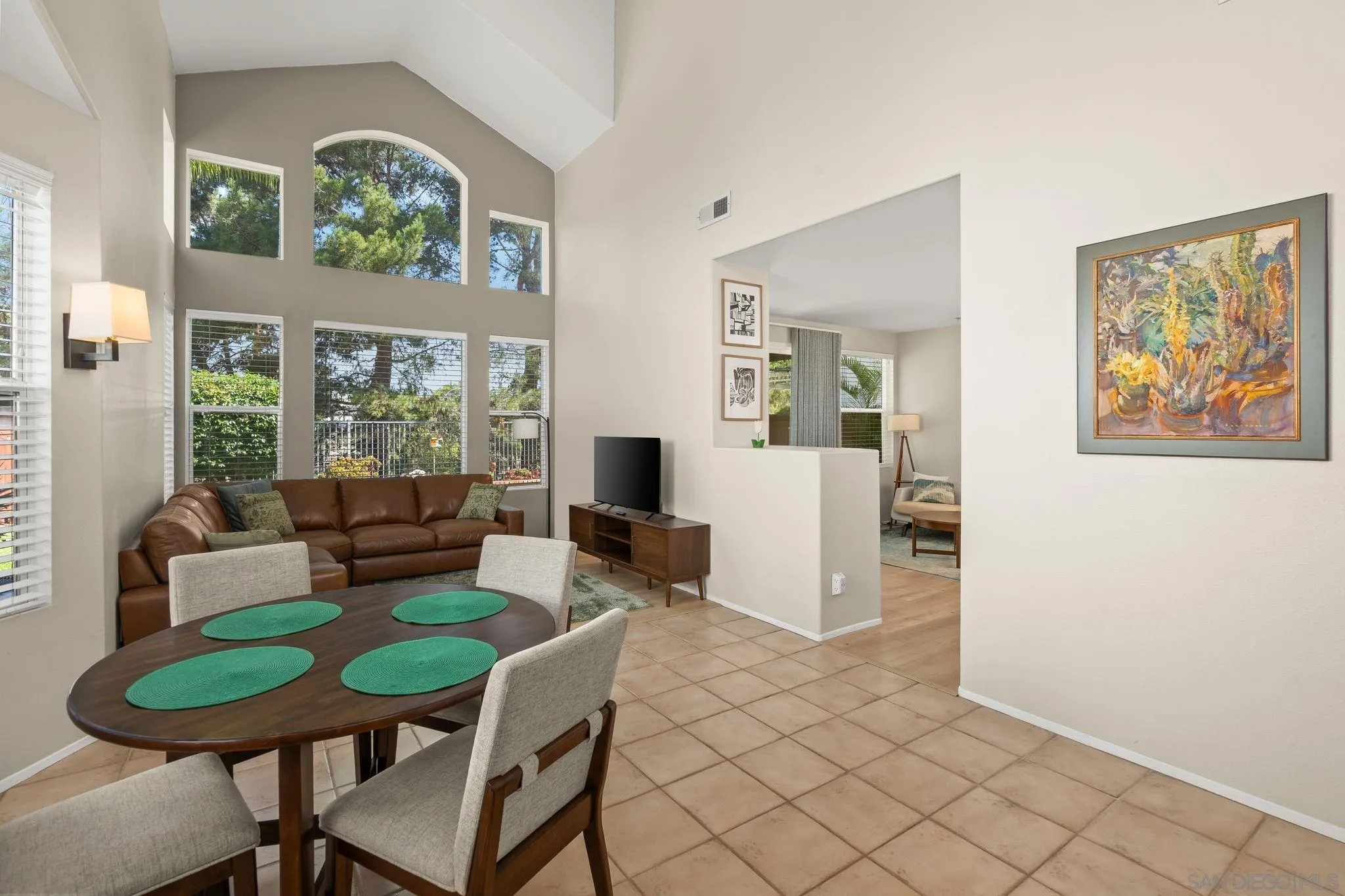 https://cdn.realtyfeed.com/cdn/127/260011703/3df2821079b44f92cb625de664a8daba.webp