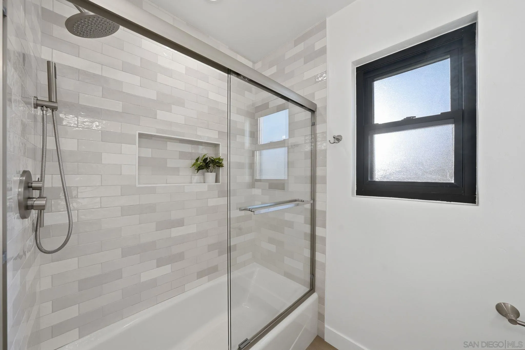 https://cdn.realtyfeed.com/cdn/127/260011709/4fa836bf543357a44ee20076d19d0da3.webp