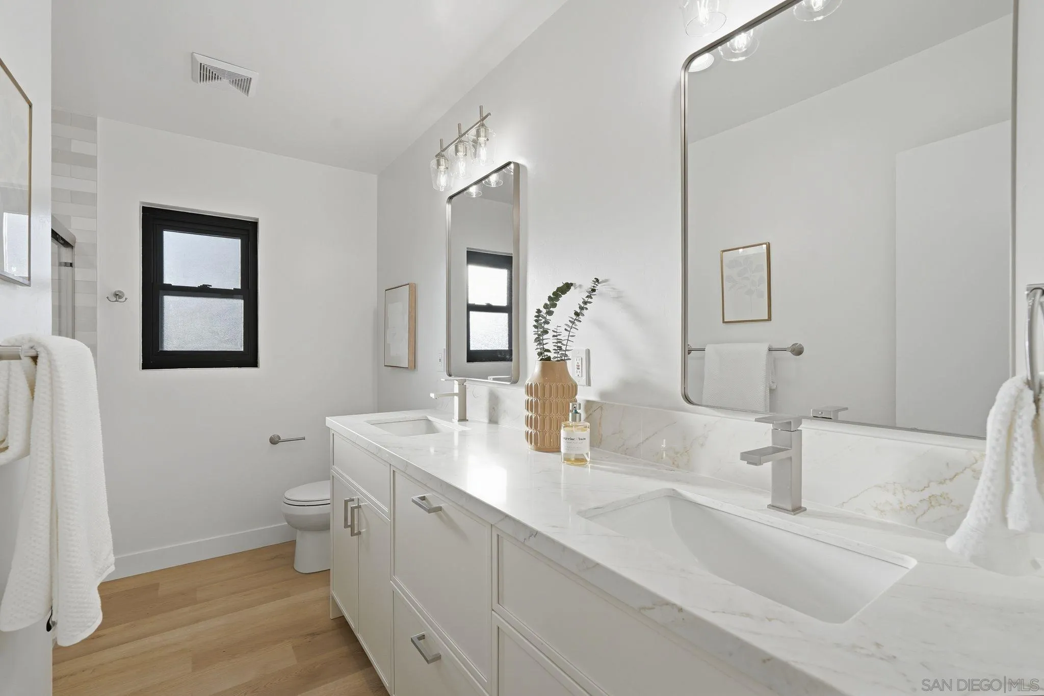 https://cdn.realtyfeed.com/cdn/127/260011709/b91f1f8d20b849353cf7262b1bef8844.webp