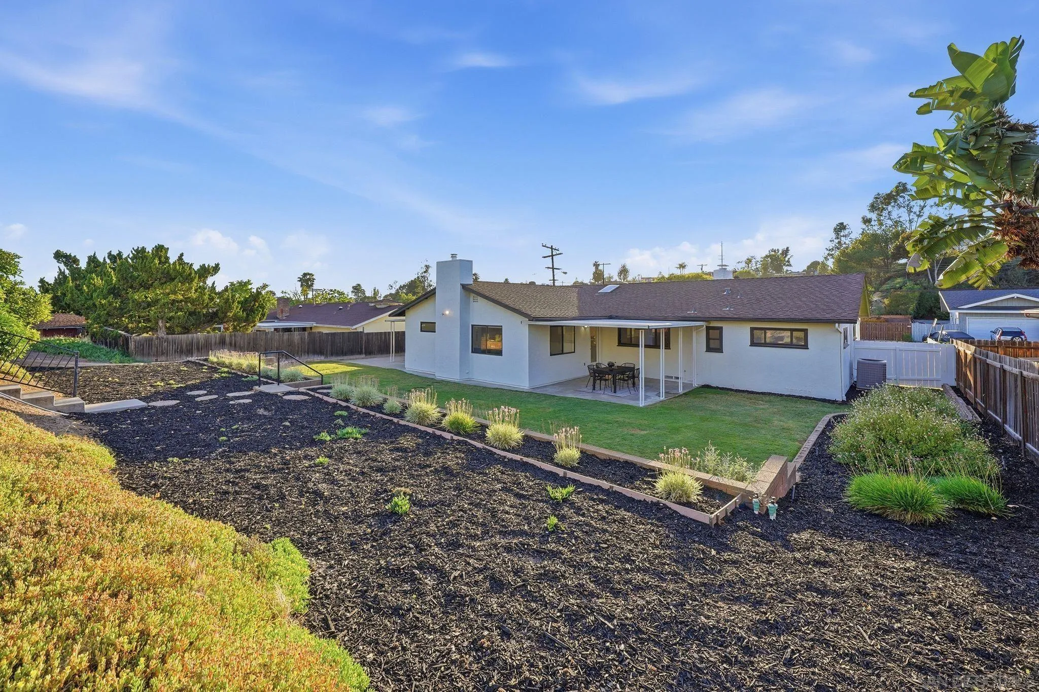 https://cdn.realtyfeed.com/cdn/127/260011709/bf3a1bdce1a82f0a0b11a6dd8e52ecc6.webp