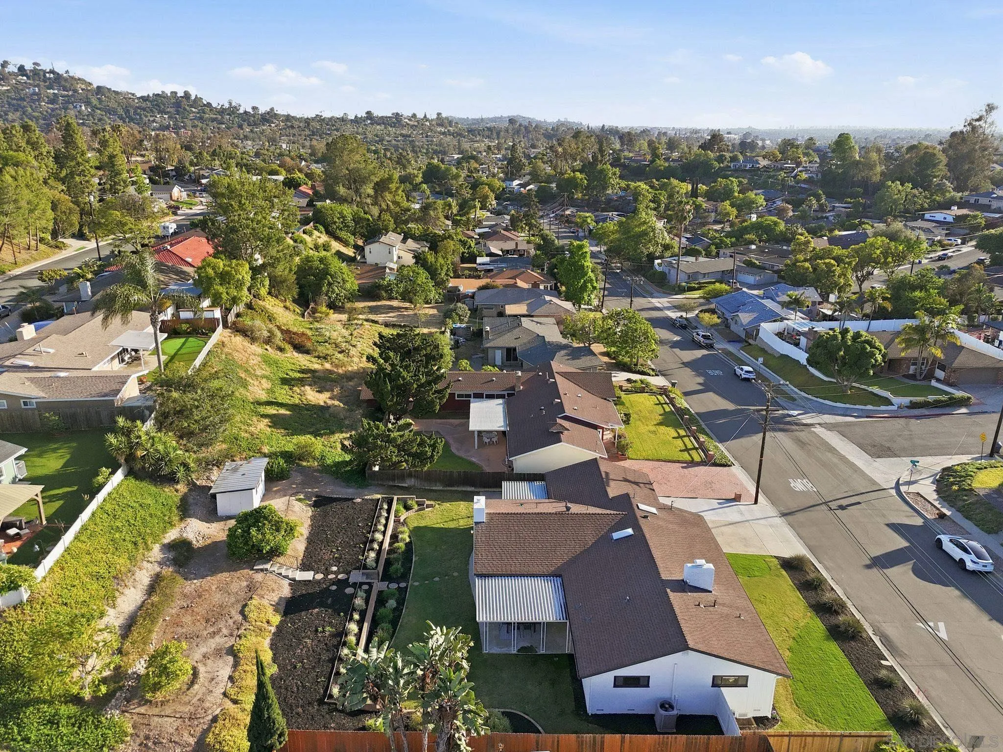 https://cdn.realtyfeed.com/cdn/127/260011709/eb1e80e13b7b1c83e968eb02f3046fbd.webp
