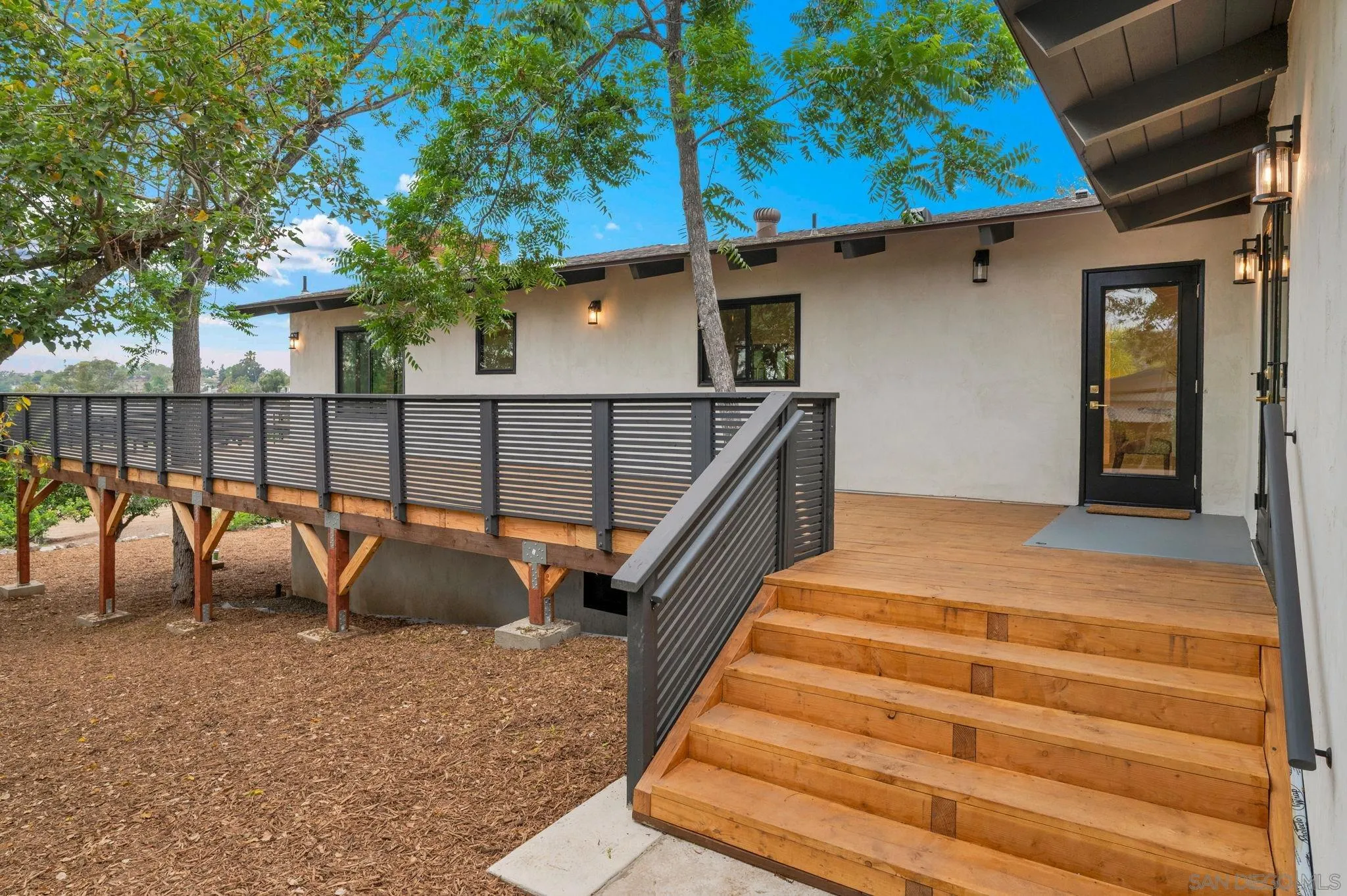 https://cdn.realtyfeed.com/cdn/127/260011711/0e334f14024673650b2bafdf6e4b889c.webp