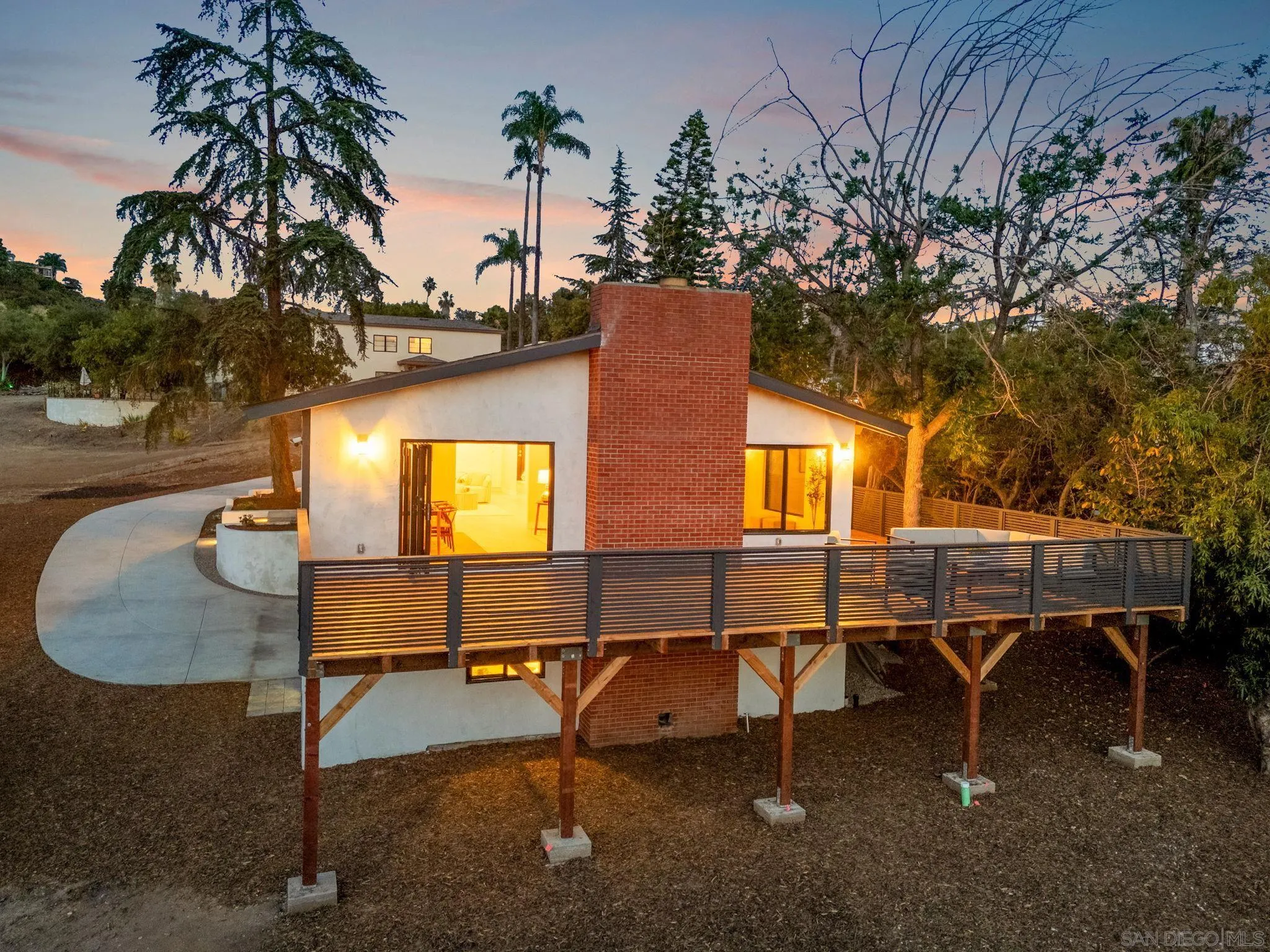 https://cdn.realtyfeed.com/cdn/127/260011711/1ca01101fab65e96ddaa1af463c2b13e.webp