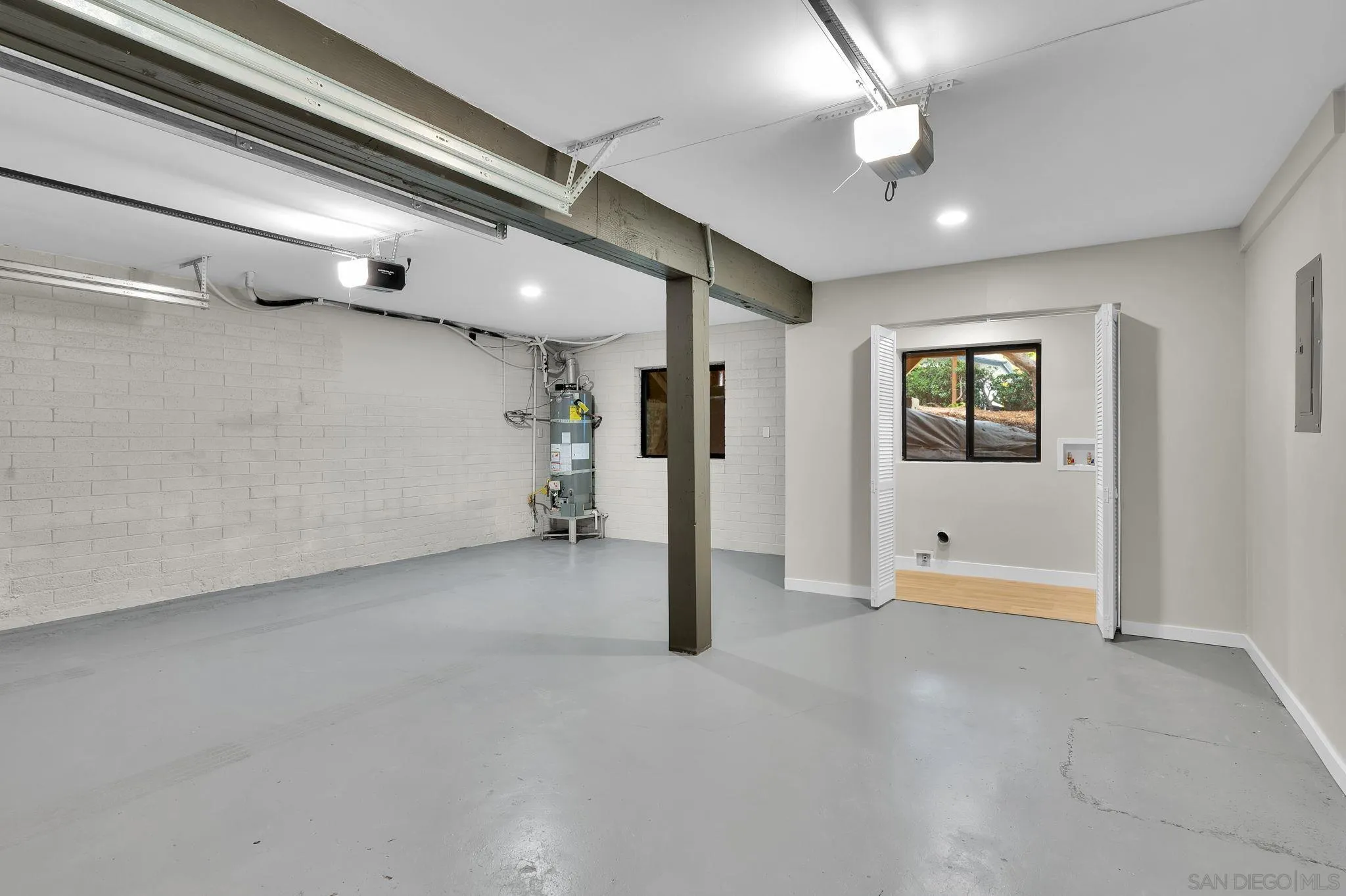 https://cdn.realtyfeed.com/cdn/127/260011711/2c9719432417a4ac9835ef0c8d2f2f7c.webp