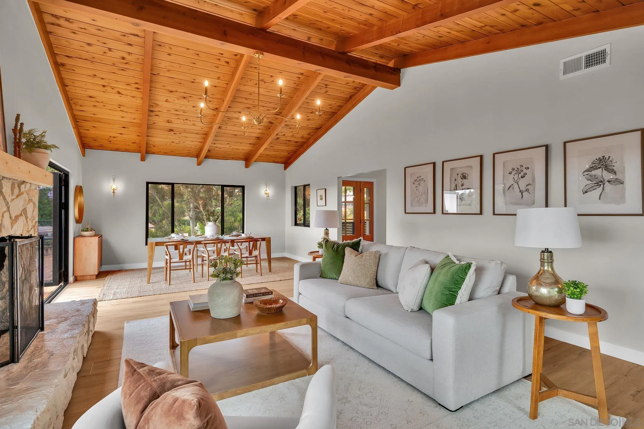https://cdn.realtyfeed.com/cdn/127/260011711/2e801e52642bac0b8a72adf388518da7.webp