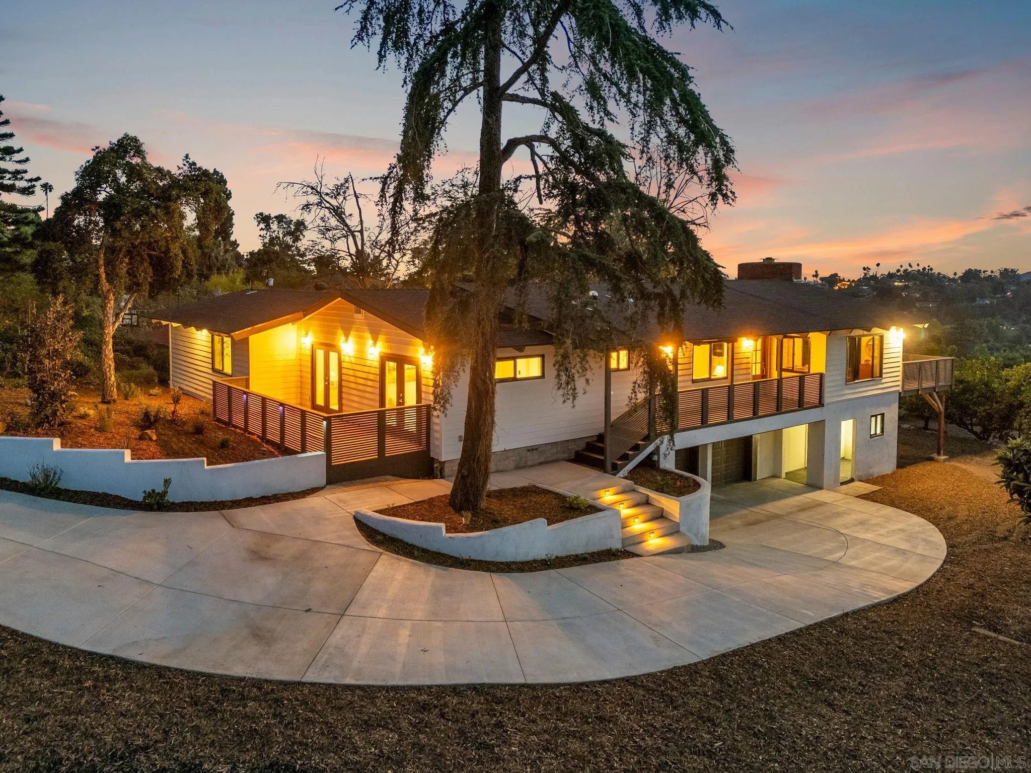 https://cdn.realtyfeed.com/cdn/127/260011711/539d177f7828c23fe6743d0ab3177873.webp