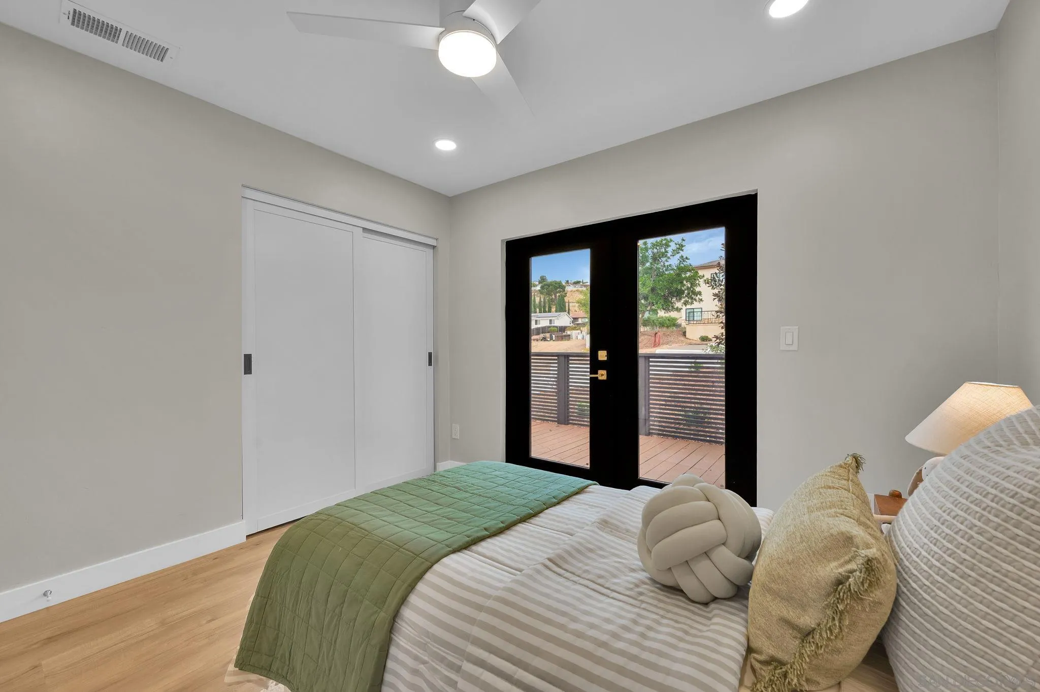 https://cdn.realtyfeed.com/cdn/127/260011711/69891c47d276d77a44d64999afadfbdc.webp