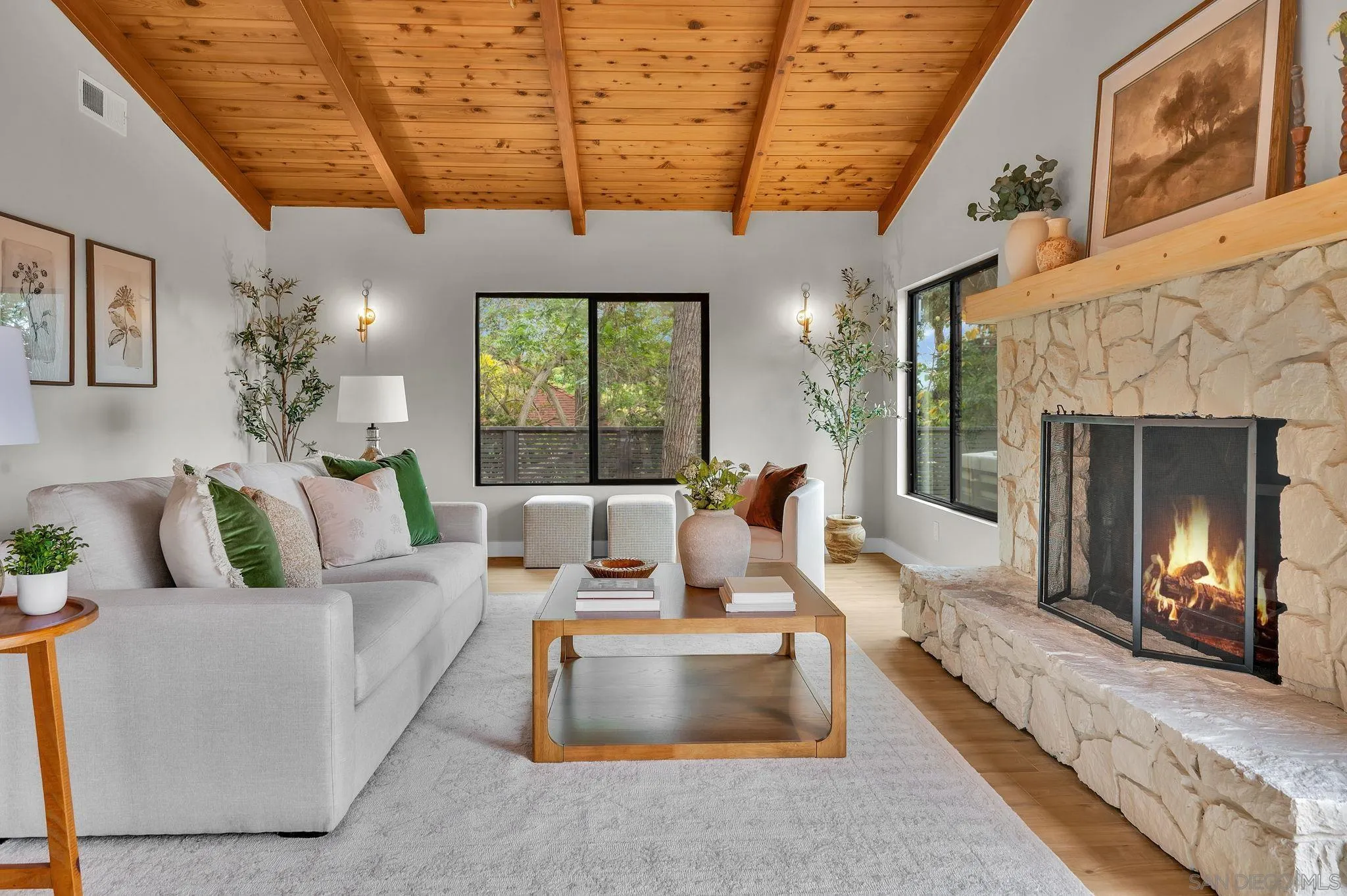 https://cdn.realtyfeed.com/cdn/127/260011711/7446ea684b7286d80dc60ddc704bf25c.webp