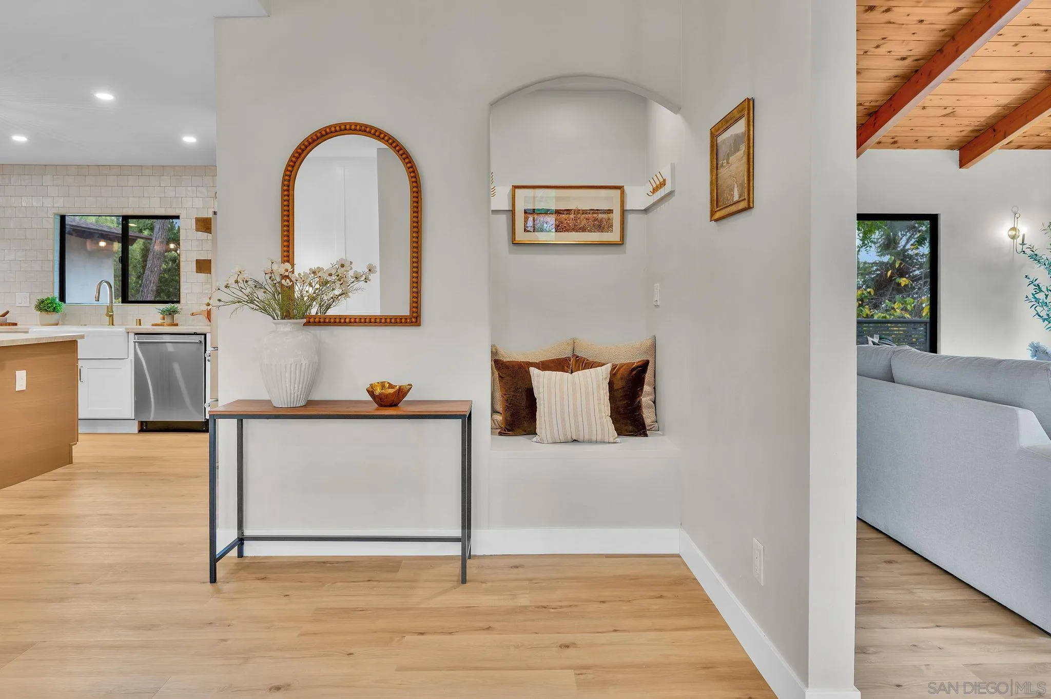 https://cdn.realtyfeed.com/cdn/127/260011711/a8f2ebca8274b7c9e13975e1fc6cd690.webp