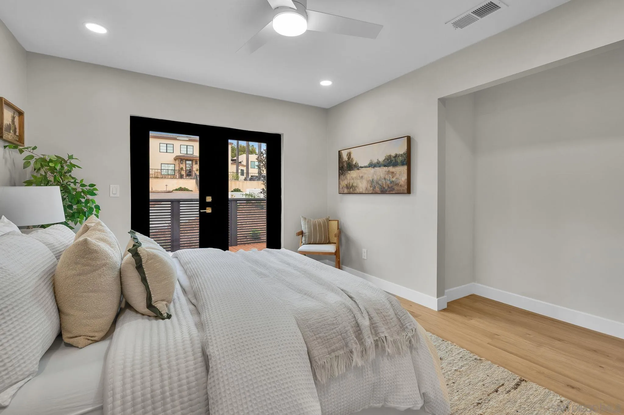 https://cdn.realtyfeed.com/cdn/127/260011711/b13a035d582b9d2ab9d52a2811a6edf7.webp