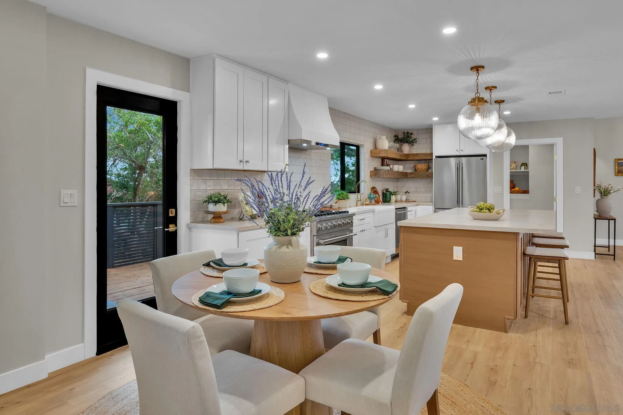 https://cdn.realtyfeed.com/cdn/127/260011711/c6d9a152439c3da291aefe7be144c30c.webp