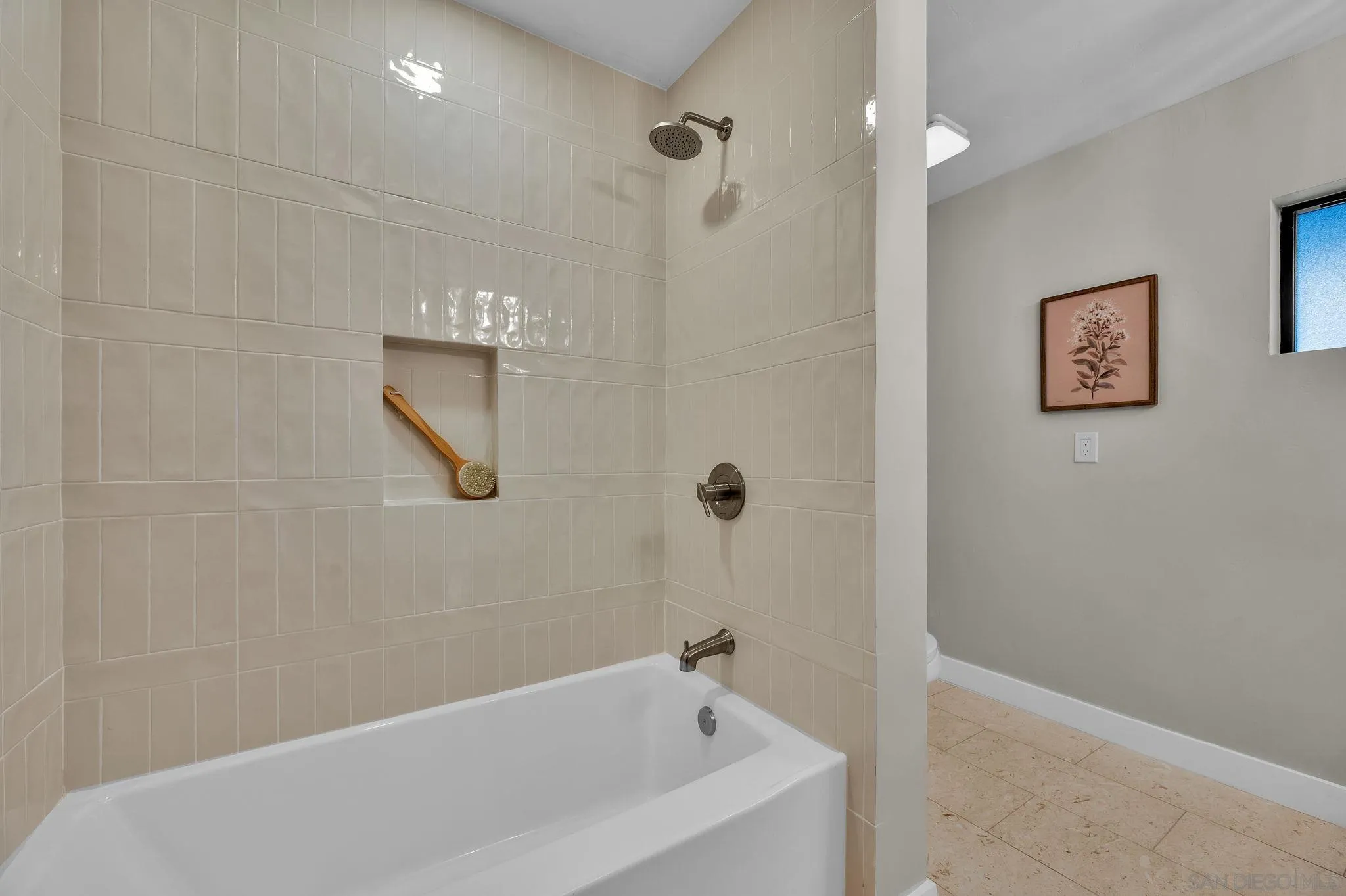 https://cdn.realtyfeed.com/cdn/127/260011711/de6f7397481d5963314a92f2616f0902.webp