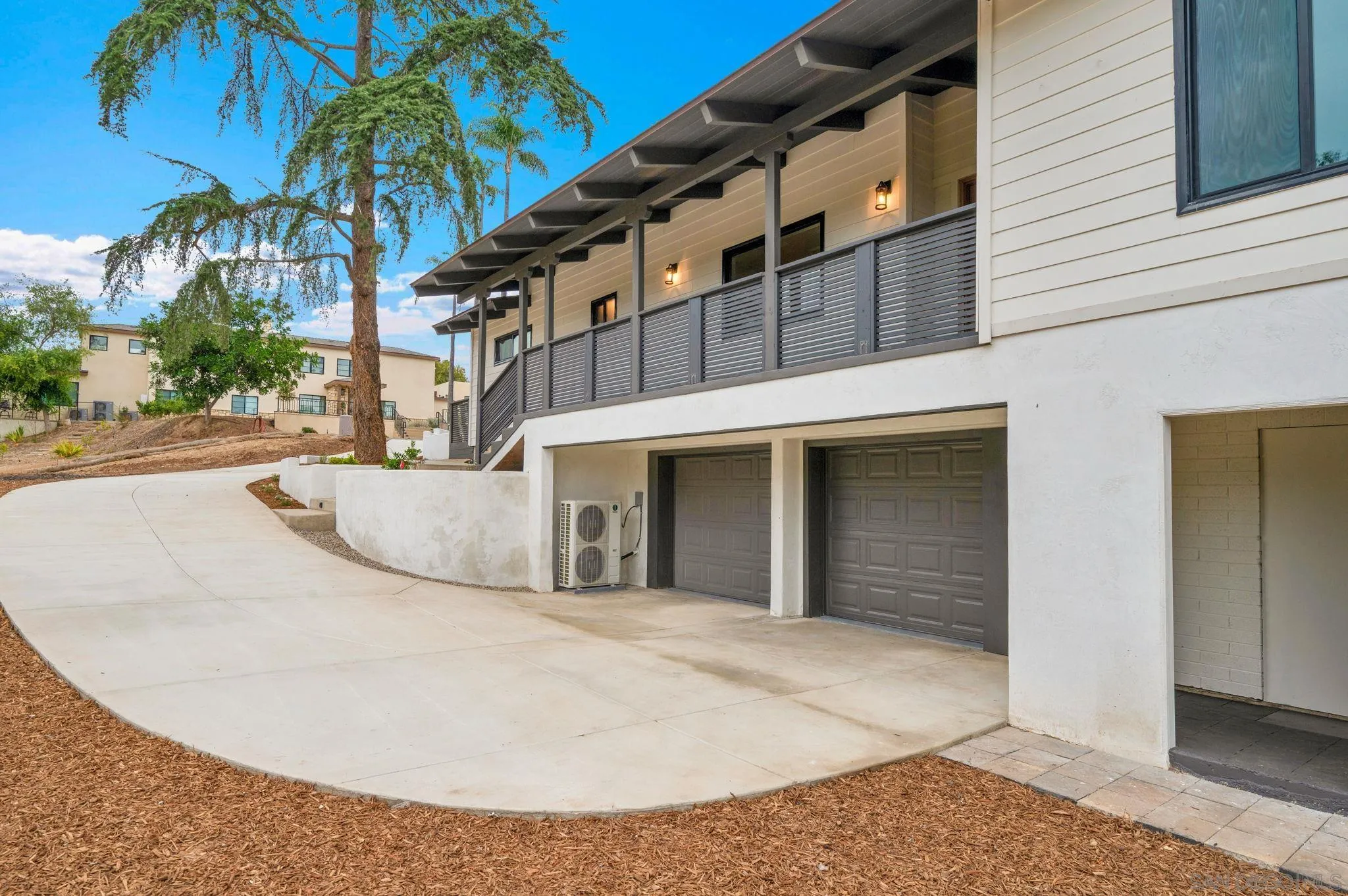 https://cdn.realtyfeed.com/cdn/127/260011711/f58e37f8fd0db82b7a850814d1c7c17f.webp