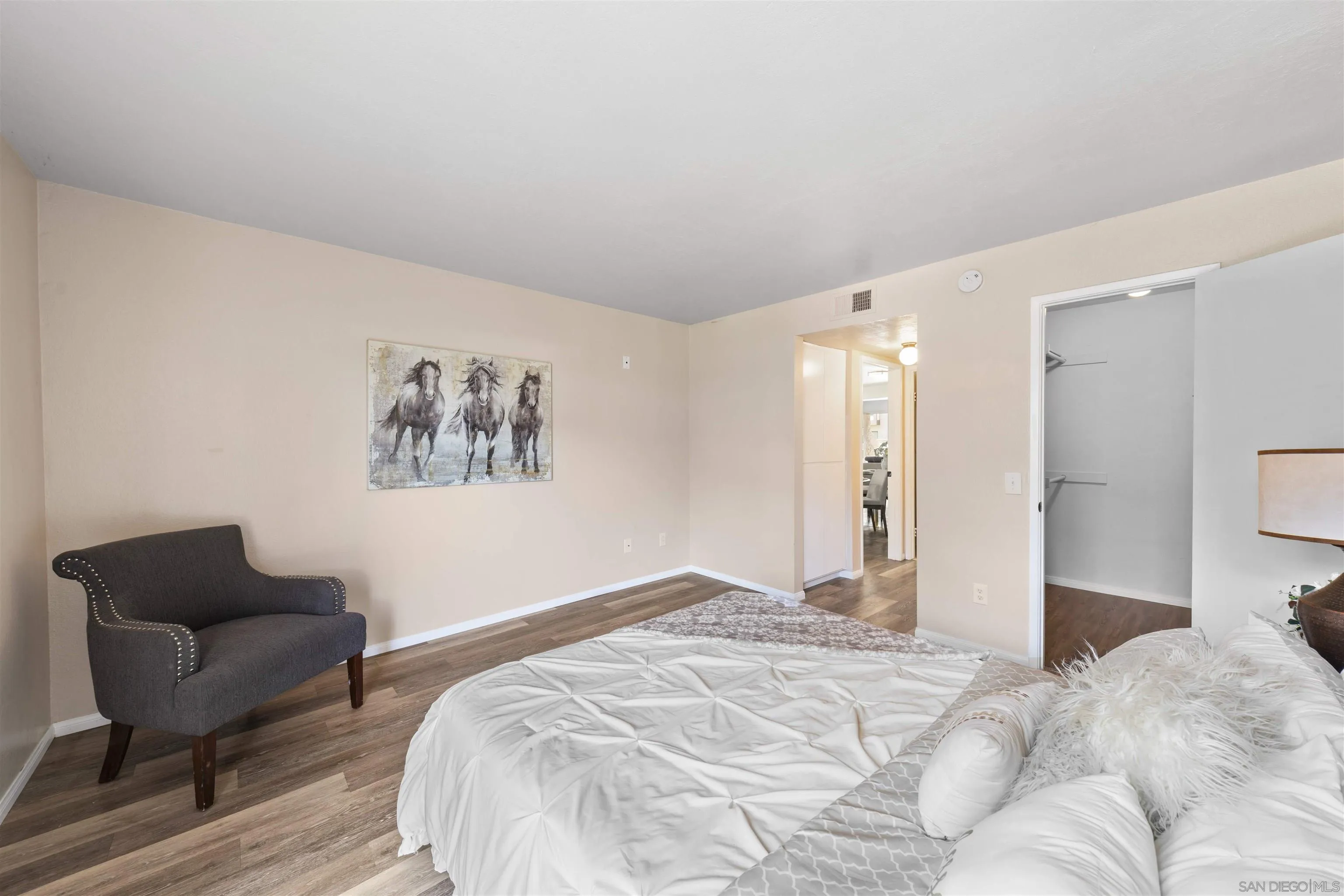 https://cdn.realtyfeed.com/cdn/127/260011715/6274a504b241e4c069665b07ae809581.webp