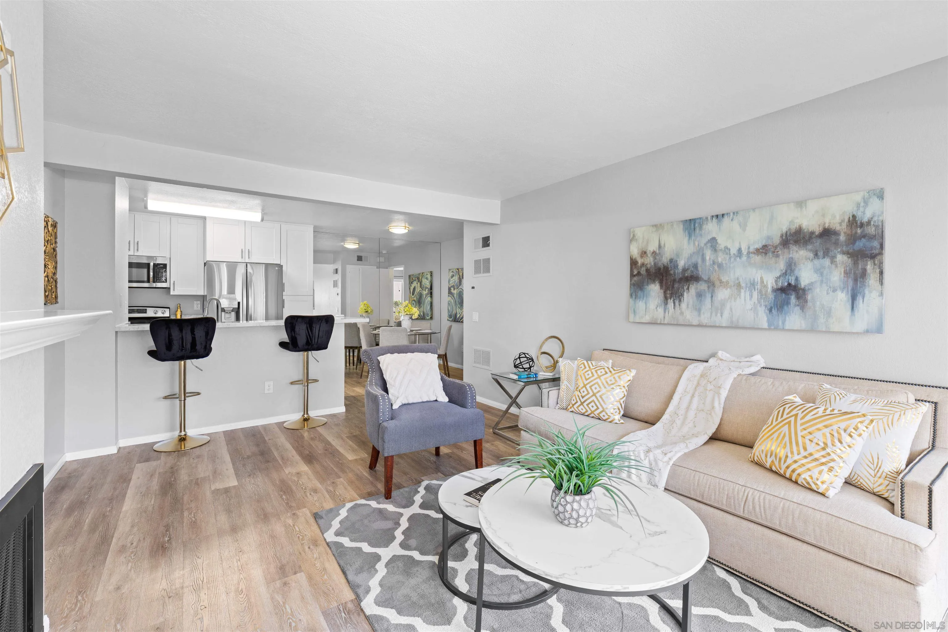 https://cdn.realtyfeed.com/cdn/127/260011715/86e2cdab888dd57117b3e26a5ec027a1.webp