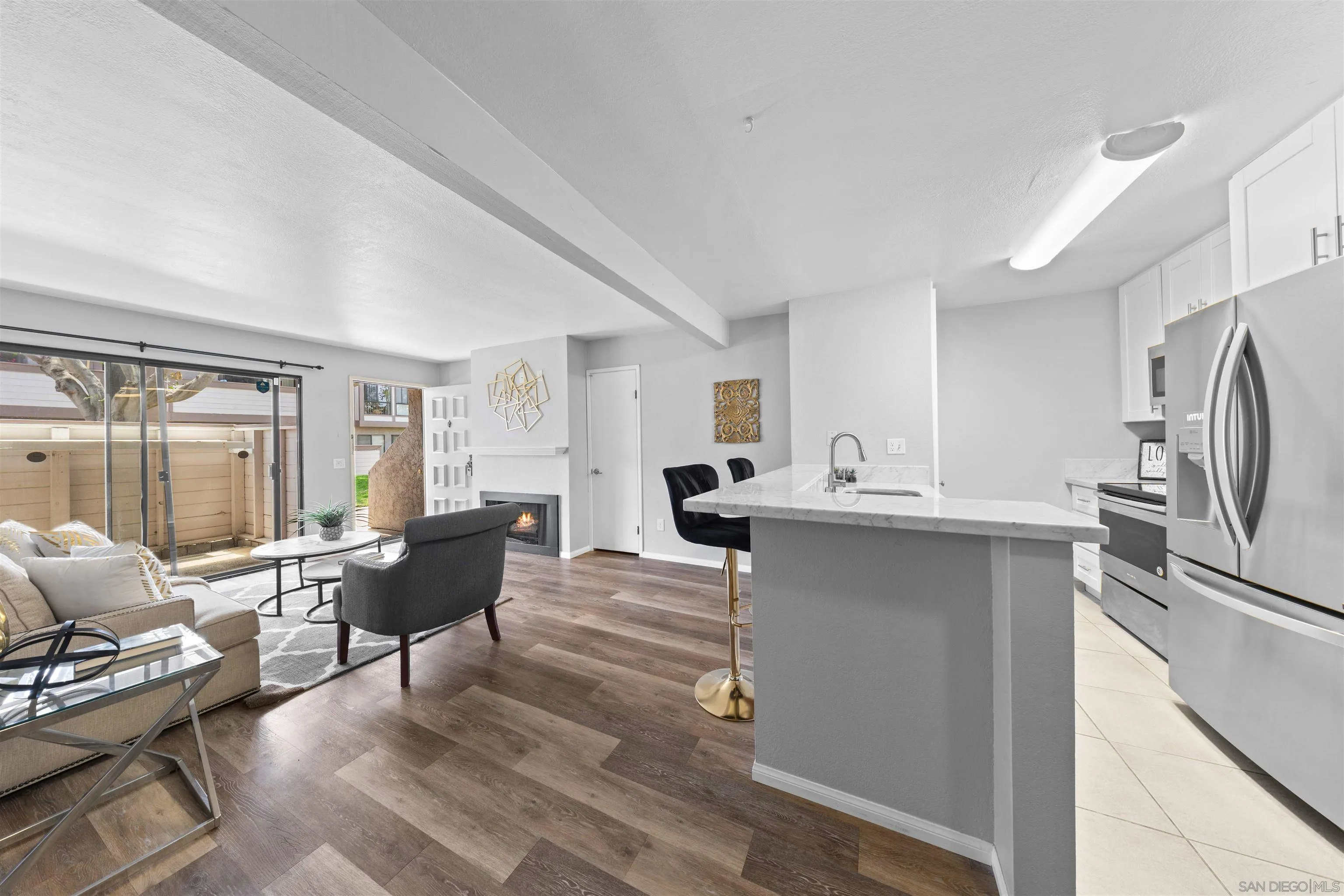 https://cdn.realtyfeed.com/cdn/127/260011715/a8cf6258e575cd81b465ece74e236e88.webp
