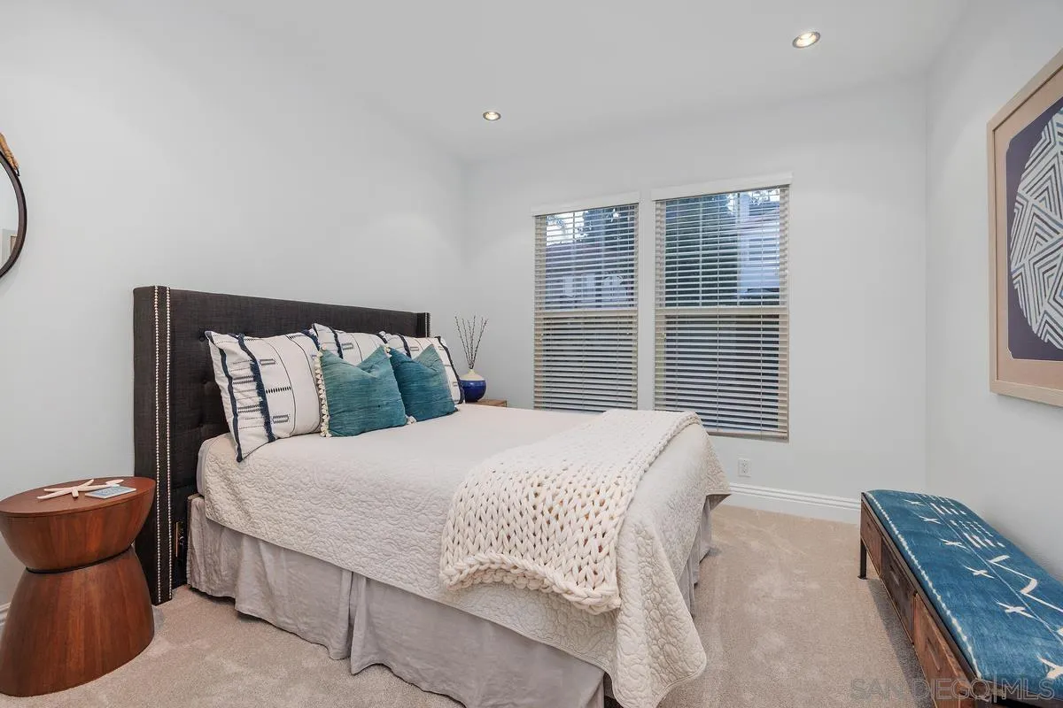 https://cdn.realtyfeed.com/cdn/127/260011716/b6cf6dcbf8c799062164f5a1ab1734fb.webp