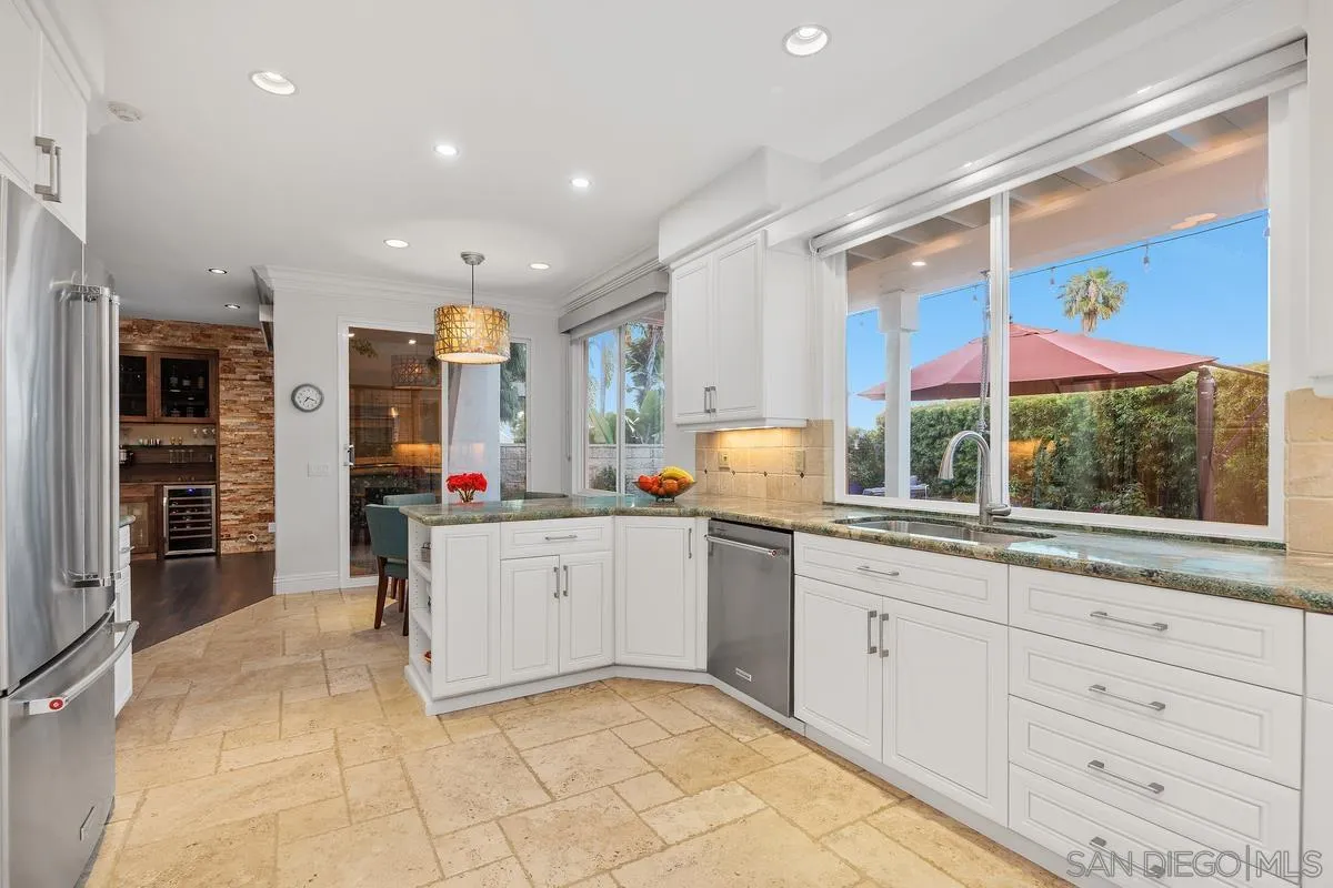 https://cdn.realtyfeed.com/cdn/127/260011716/e8fbc5008ee459c48186cdac0e8fea9d.webp