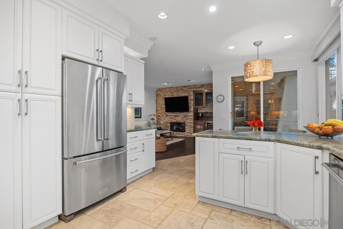 https://cdn.realtyfeed.com/cdn/127/260011716/fe75c97388918d2139dd4590c4d31fd7.webp