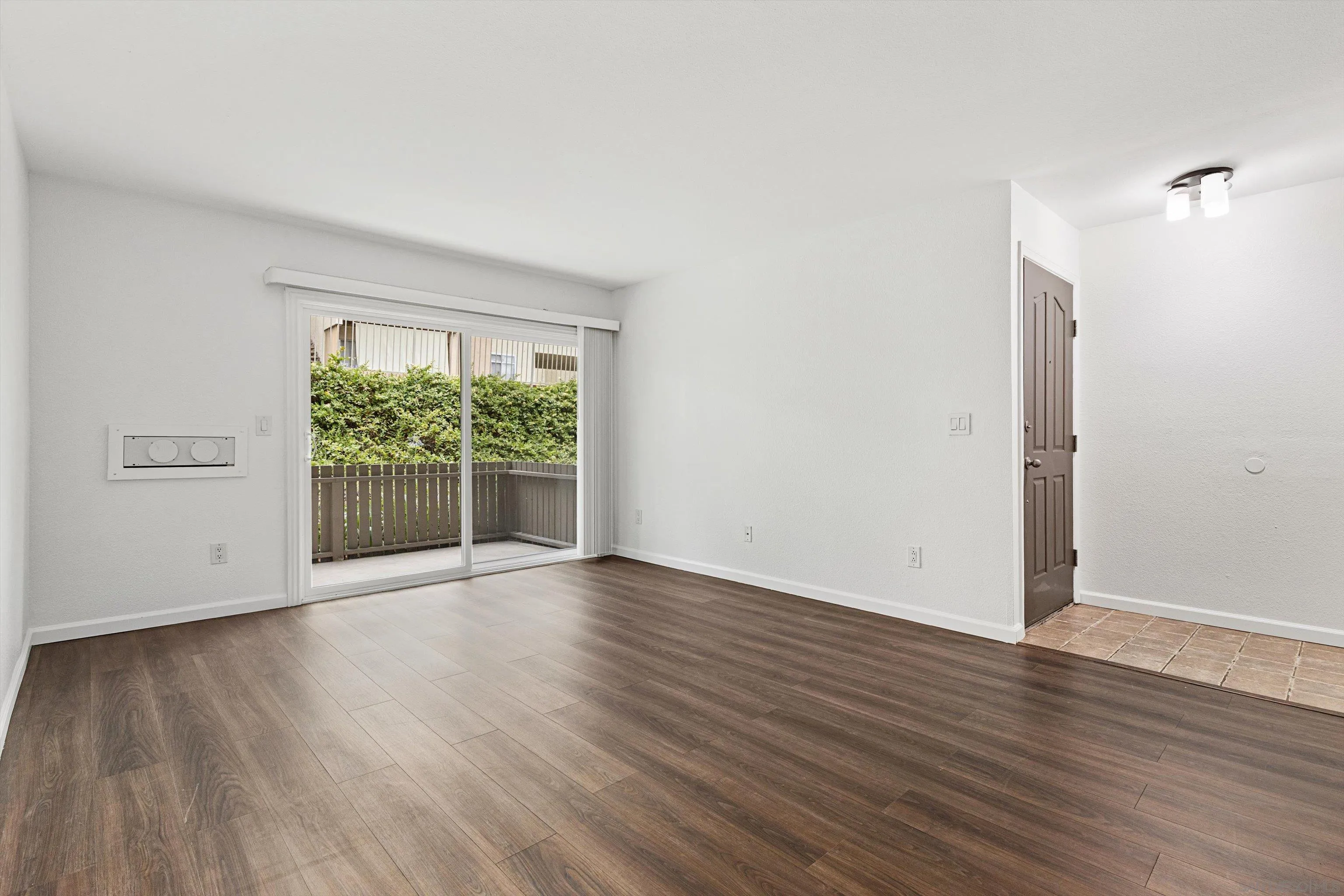 Photo #4: 260011721 Listing: Photo #4
