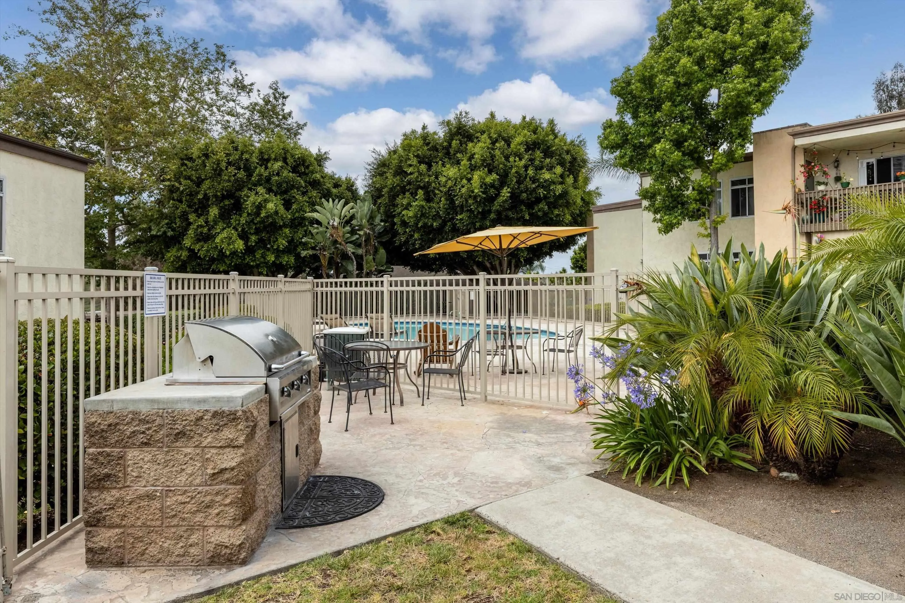 https://cdn.realtyfeed.com/cdn/127/260011721/6582ed7f66eb9d1ea3d0bfe424ede626.webp