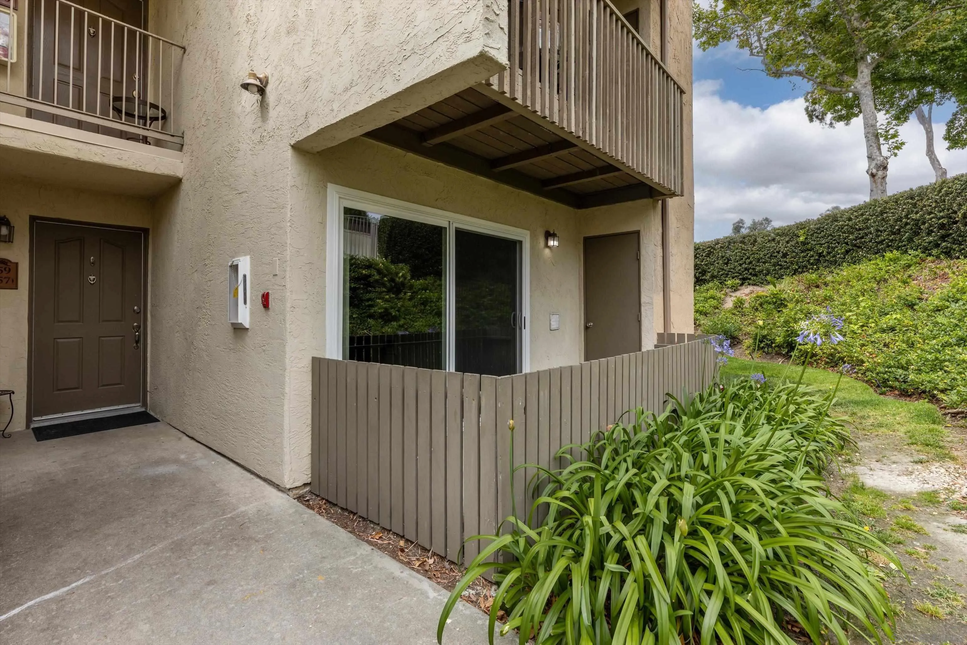 Photo #1: 260011721 Listing: Photo #1