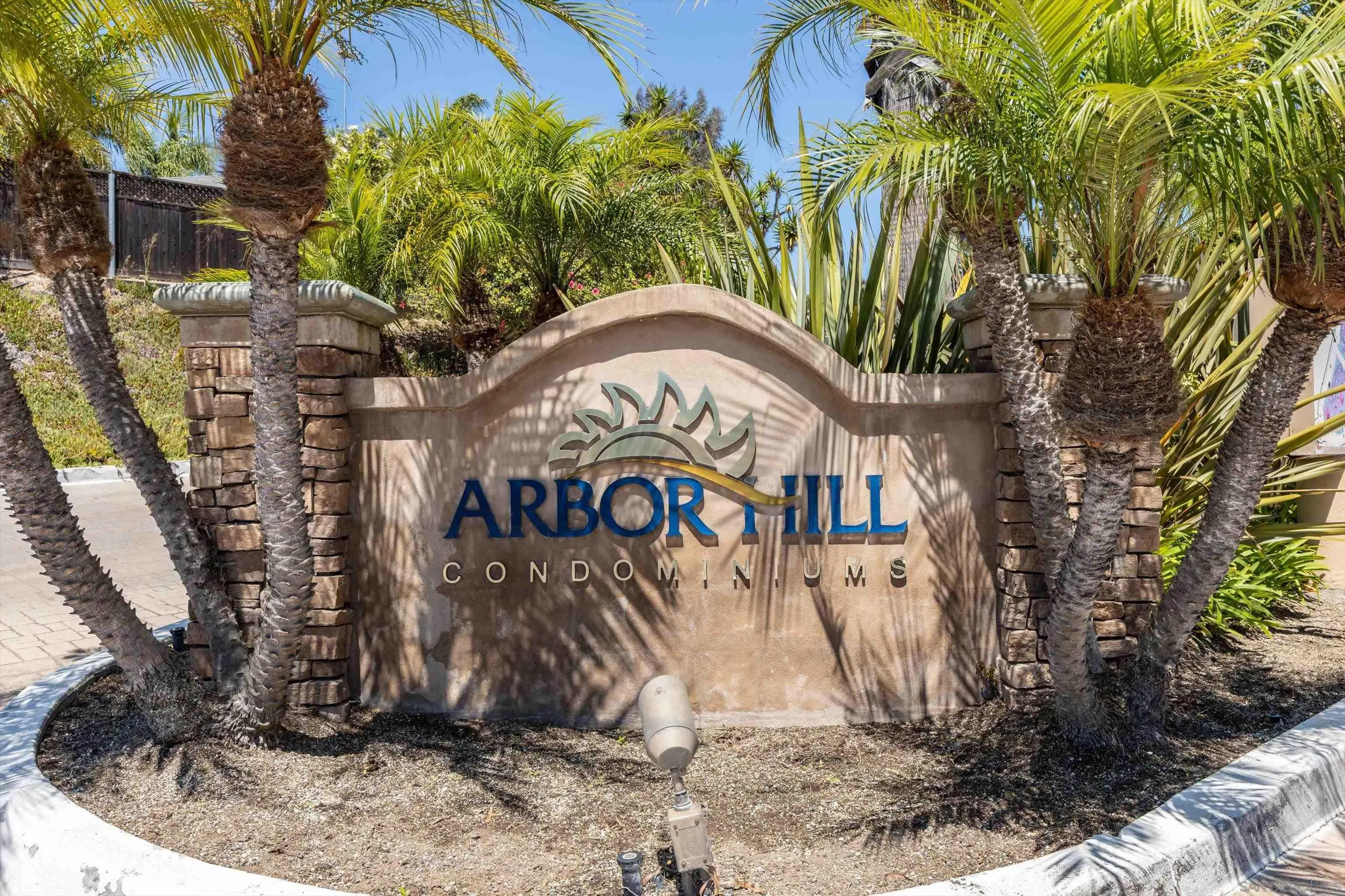 https://cdn.realtyfeed.com/cdn/127/260011721/fb4cafd30ab22bddbc2b3cdd53db6146.webp