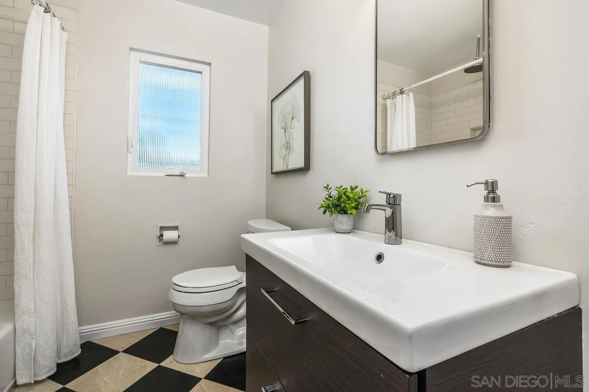 https://cdn.realtyfeed.com/cdn/127/260011724/01abbd47e2eac5bdd1787157d9f307d5.webp