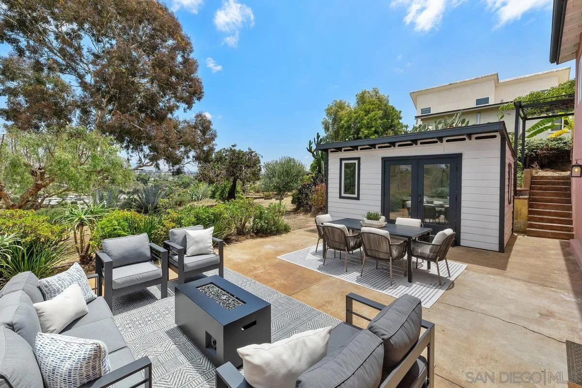 https://cdn.realtyfeed.com/cdn/127/260011724/c10d08284e44df2acbea2af269b96c03.webp