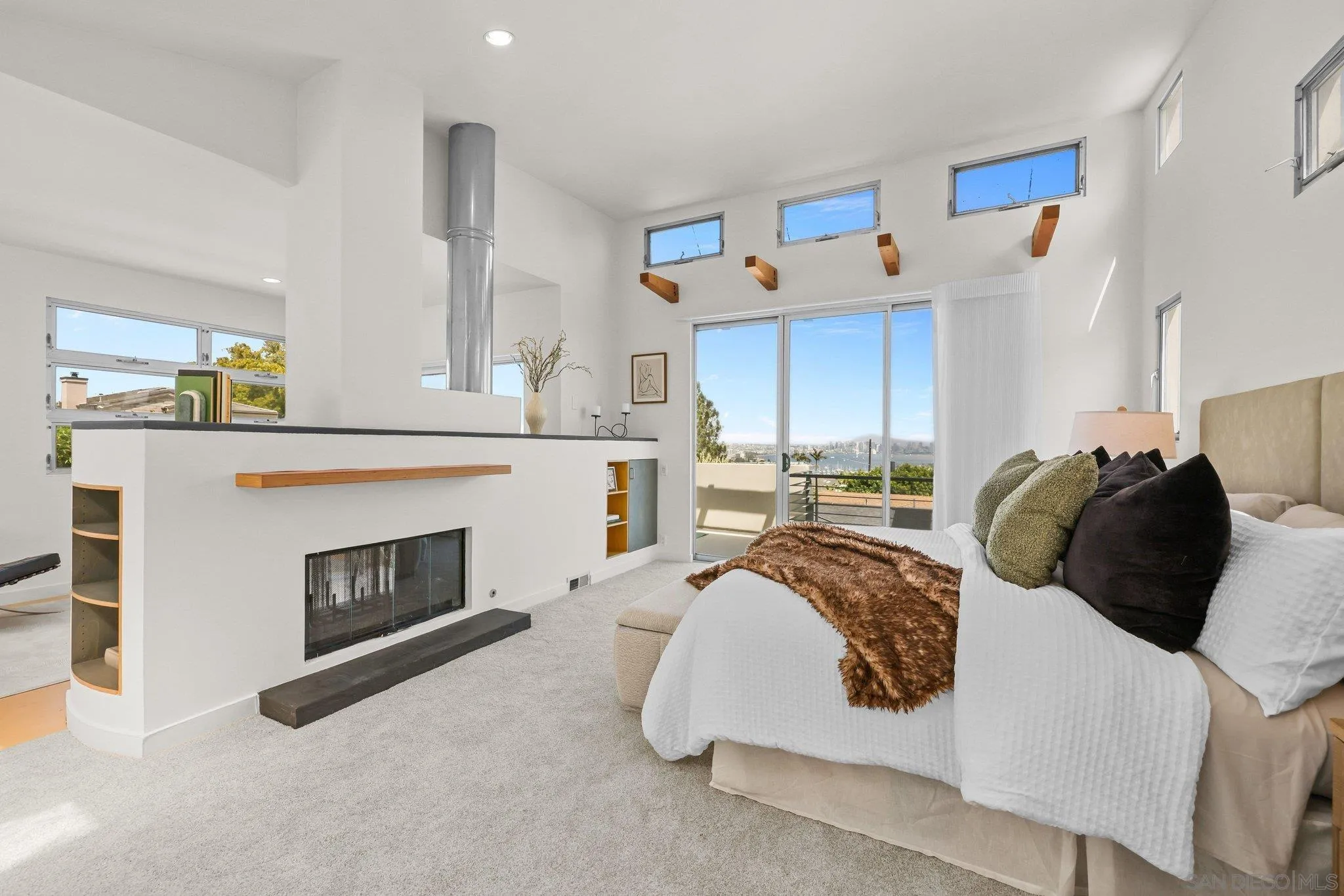 https://cdn.realtyfeed.com/cdn/127/260011726/031bba13687fae4b8b8ed1fefea11155.webp