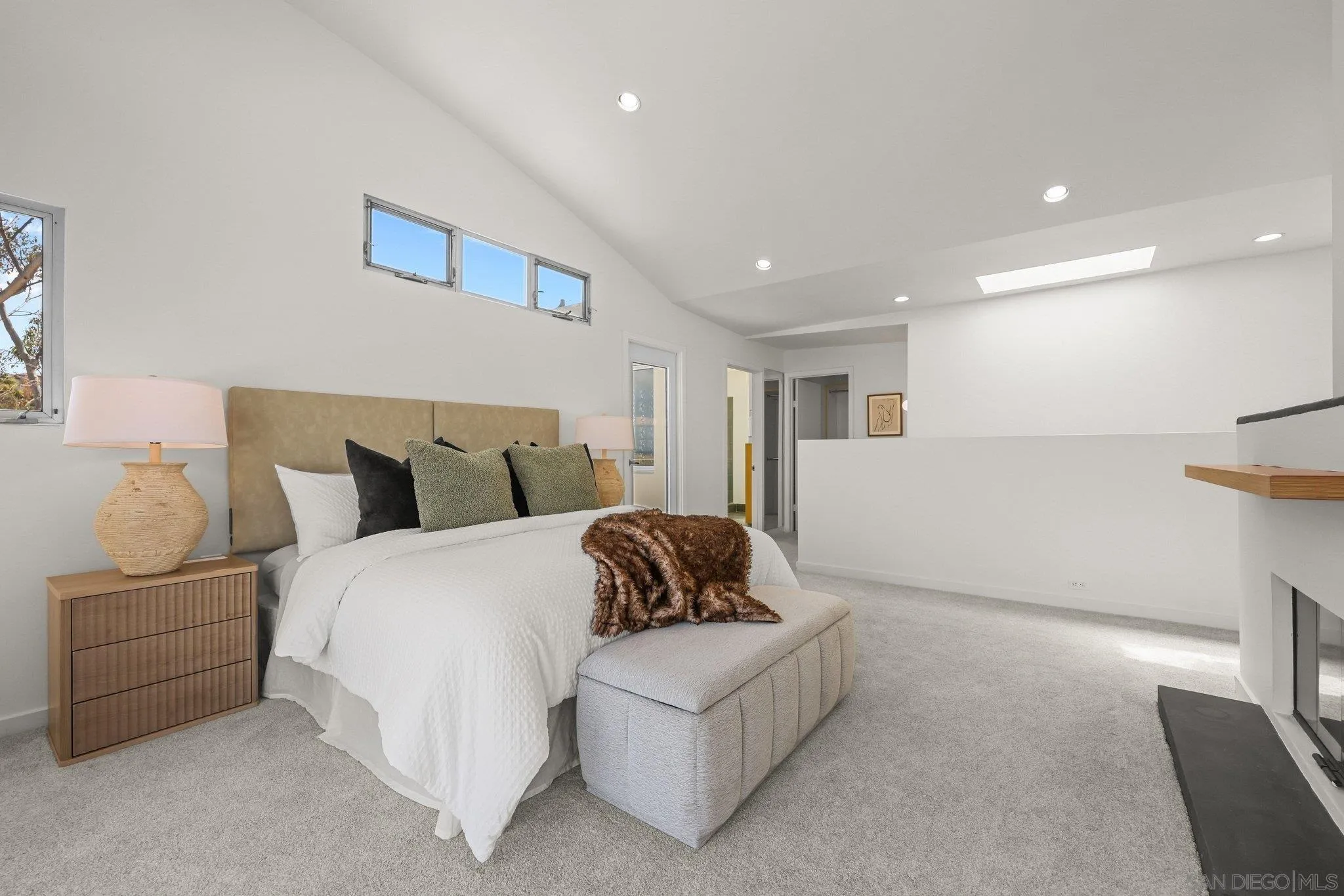 https://cdn.realtyfeed.com/cdn/127/260011726/8421645eba025b028efa0a478a946074.webp