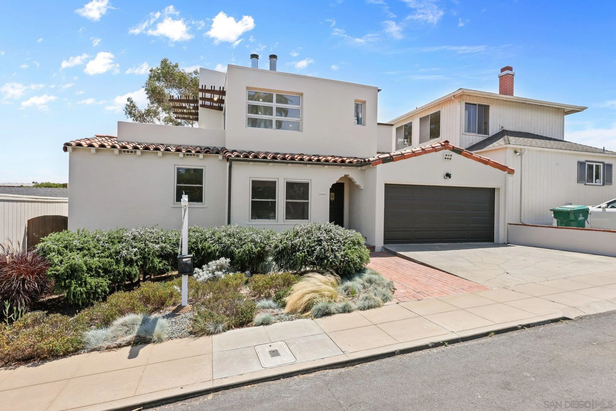 https://cdn.realtyfeed.com/cdn/127/260011726/de0331e2cae0c1b46da1ceef1f091189.webp