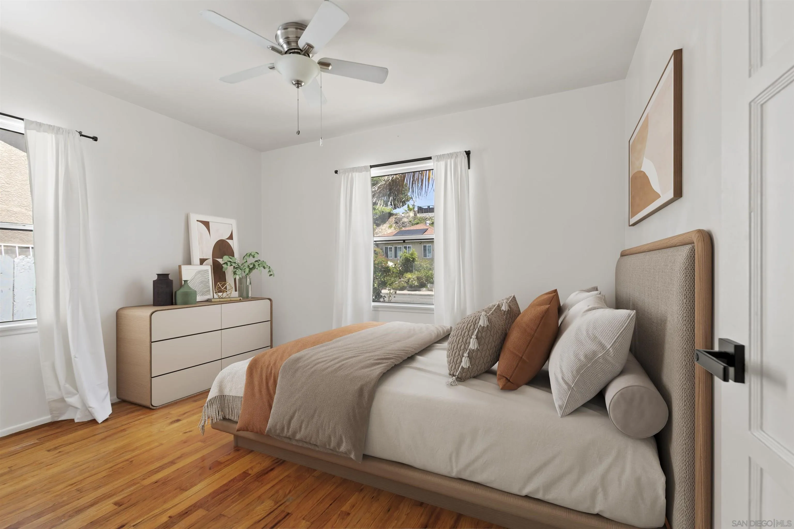 https://cdn.realtyfeed.com/cdn/127/260011730/36ced497020071c7c82adc5f4762d4f8.webp