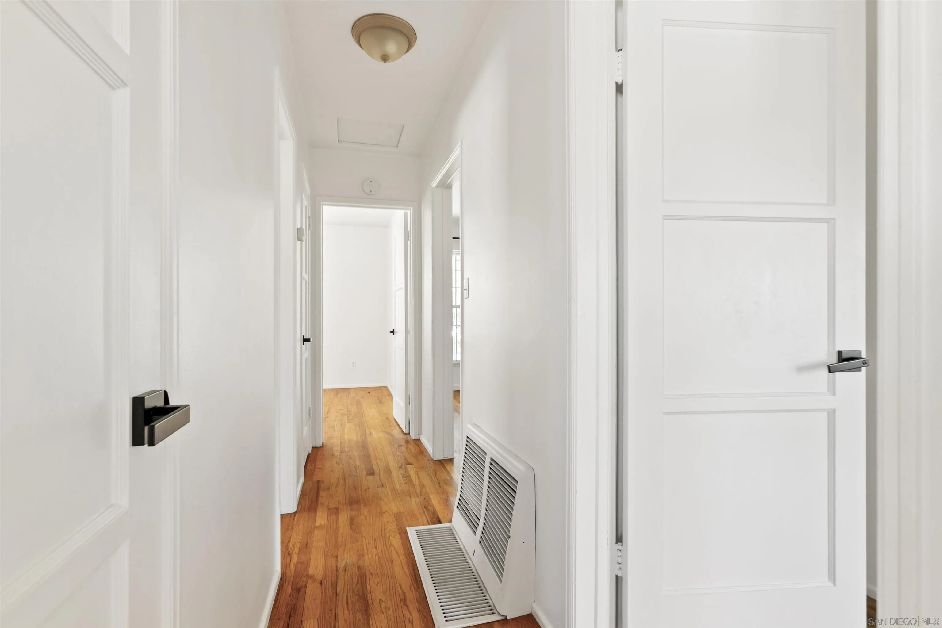 https://cdn.realtyfeed.com/cdn/127/260011730/3cd0bca2f7fc9ba674636dcd06f7f36d.webp