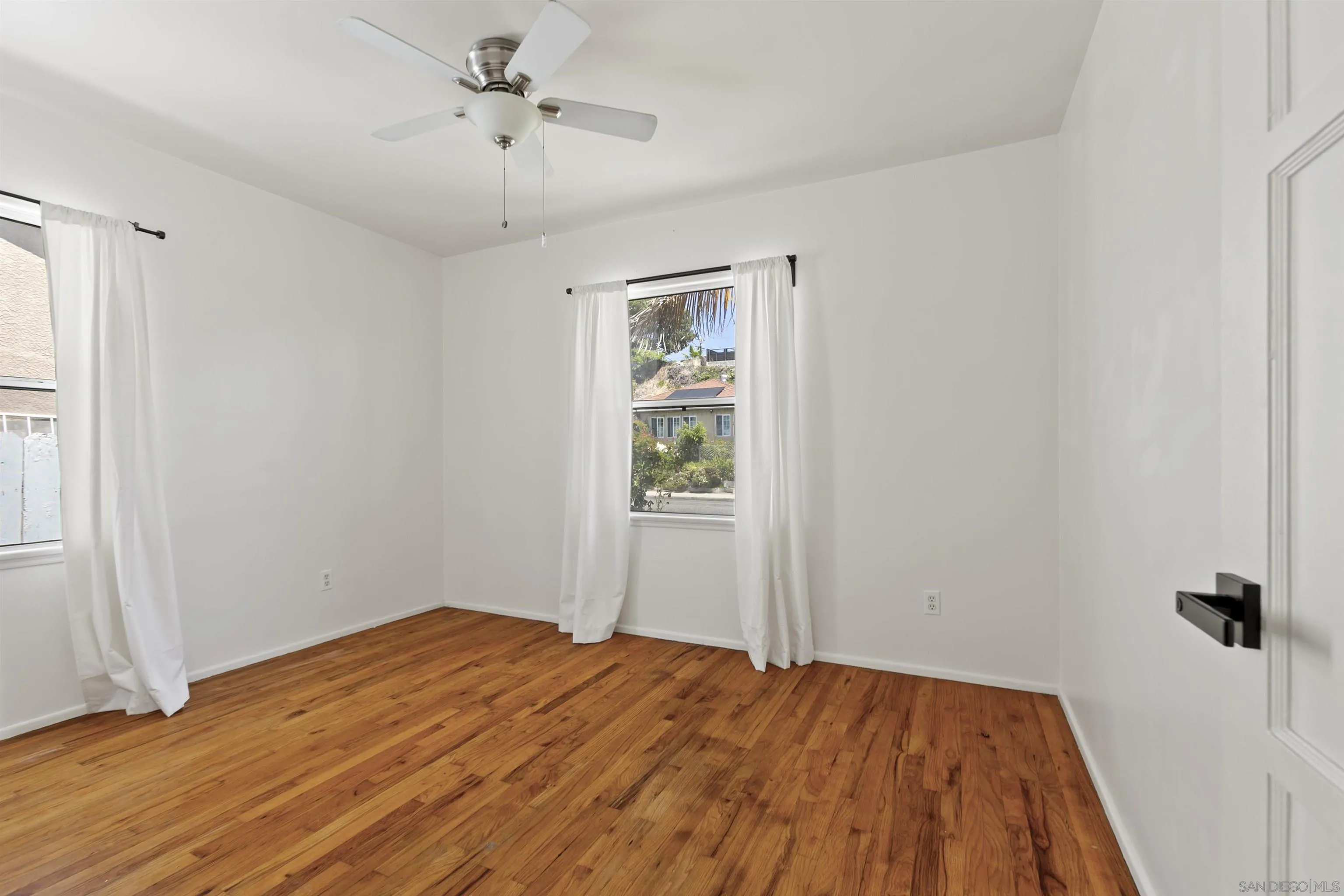 https://cdn.realtyfeed.com/cdn/127/260011730/62b7e5aac6d9a7fd14a1289a8b99e5c6.webp