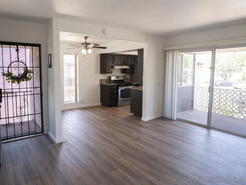 Photo #6: 260011733 Listing: Photo #6
