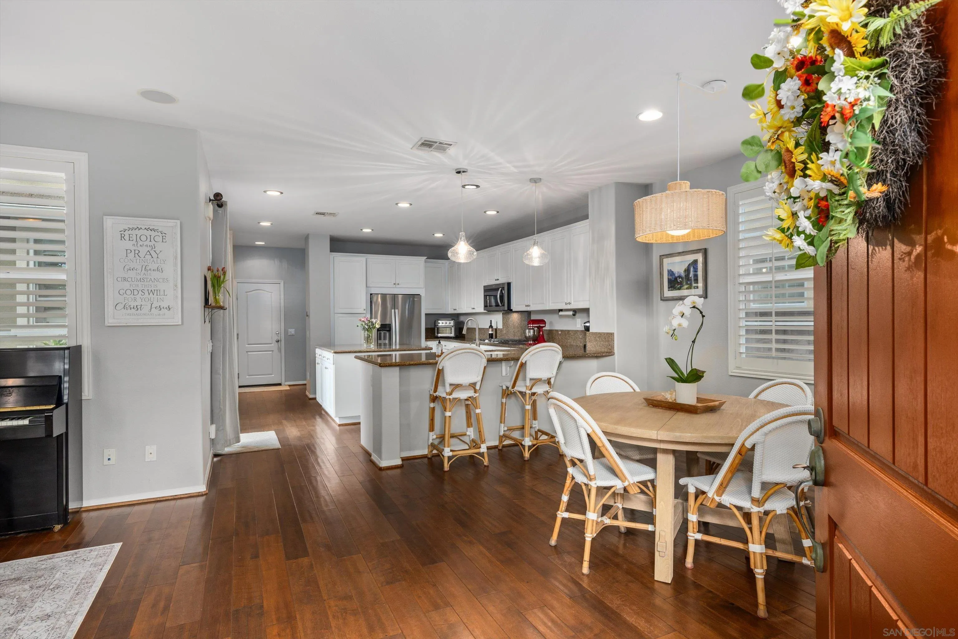 https://cdn.realtyfeed.com/cdn/127/260011734/2c79b5789de21f11584d7b740ed09341.webp