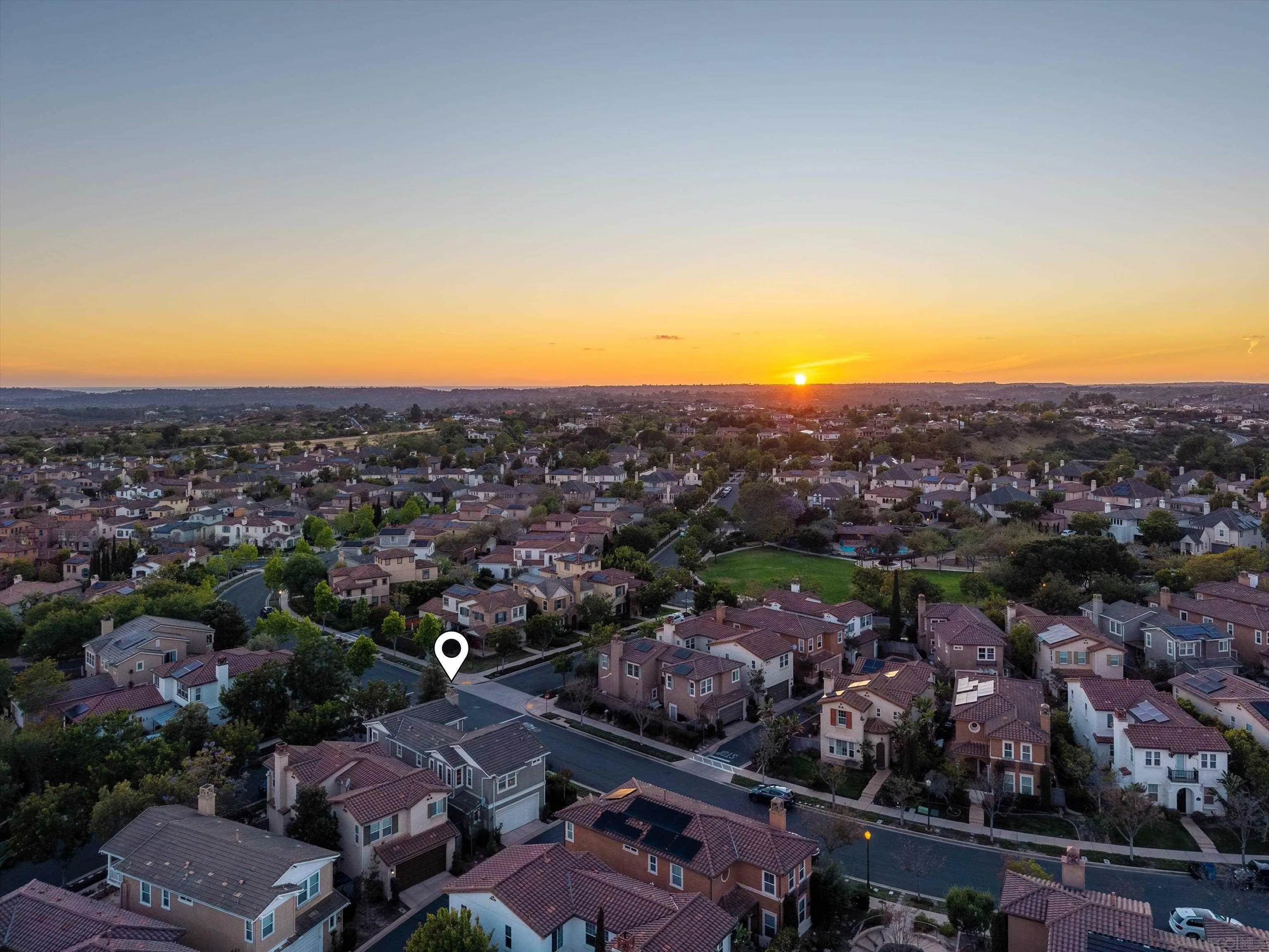 https://cdn.realtyfeed.com/cdn/127/260011734/333f8aabdfcbd84d0d1064f0b2680f0f.webp
