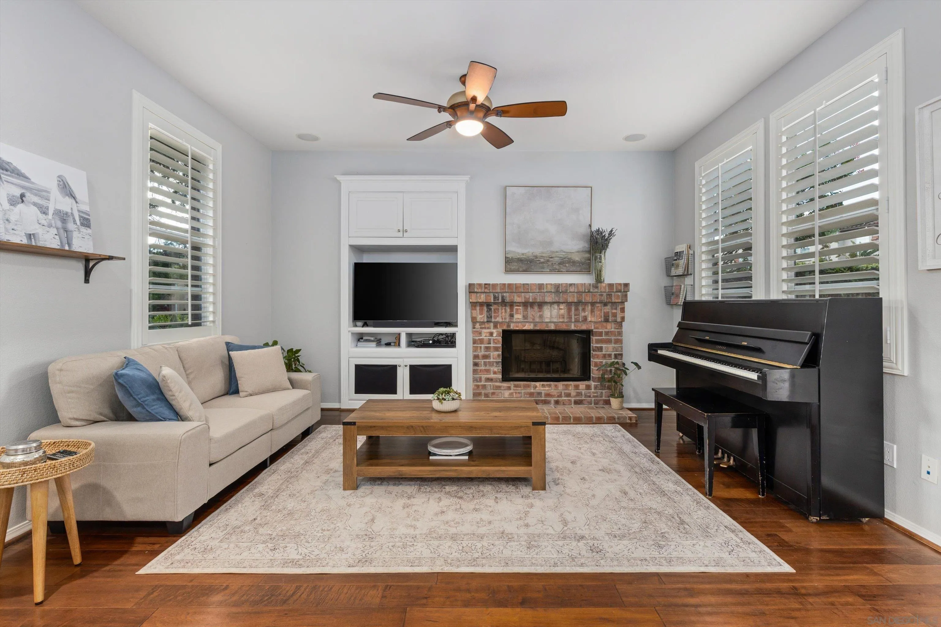 https://cdn.realtyfeed.com/cdn/127/260011734/4860beee051d6c8357e378d3e4c27d20.webp