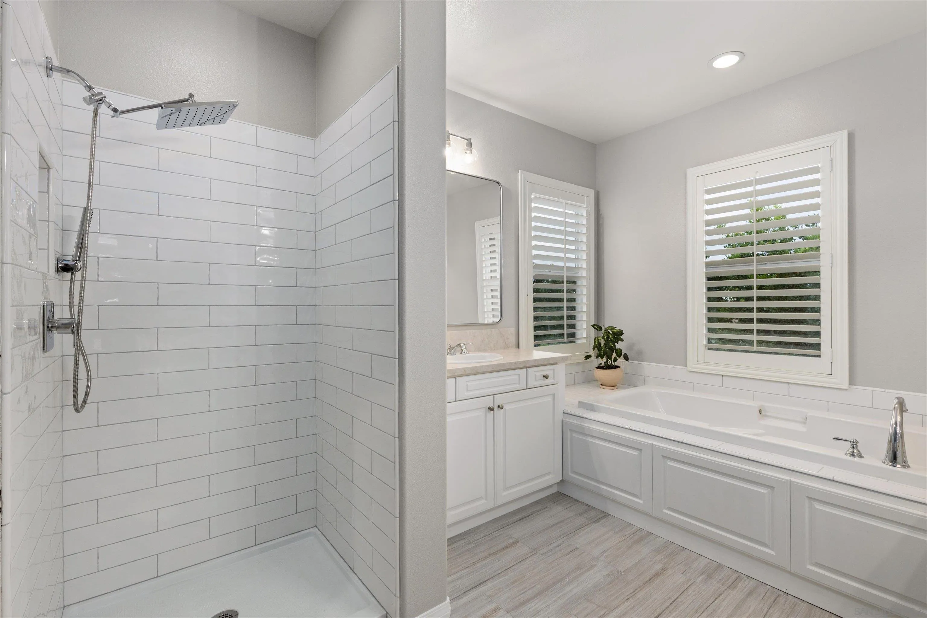 https://cdn.realtyfeed.com/cdn/127/260011734/606e2ddb393355179ee8b2164dcbde40.webp