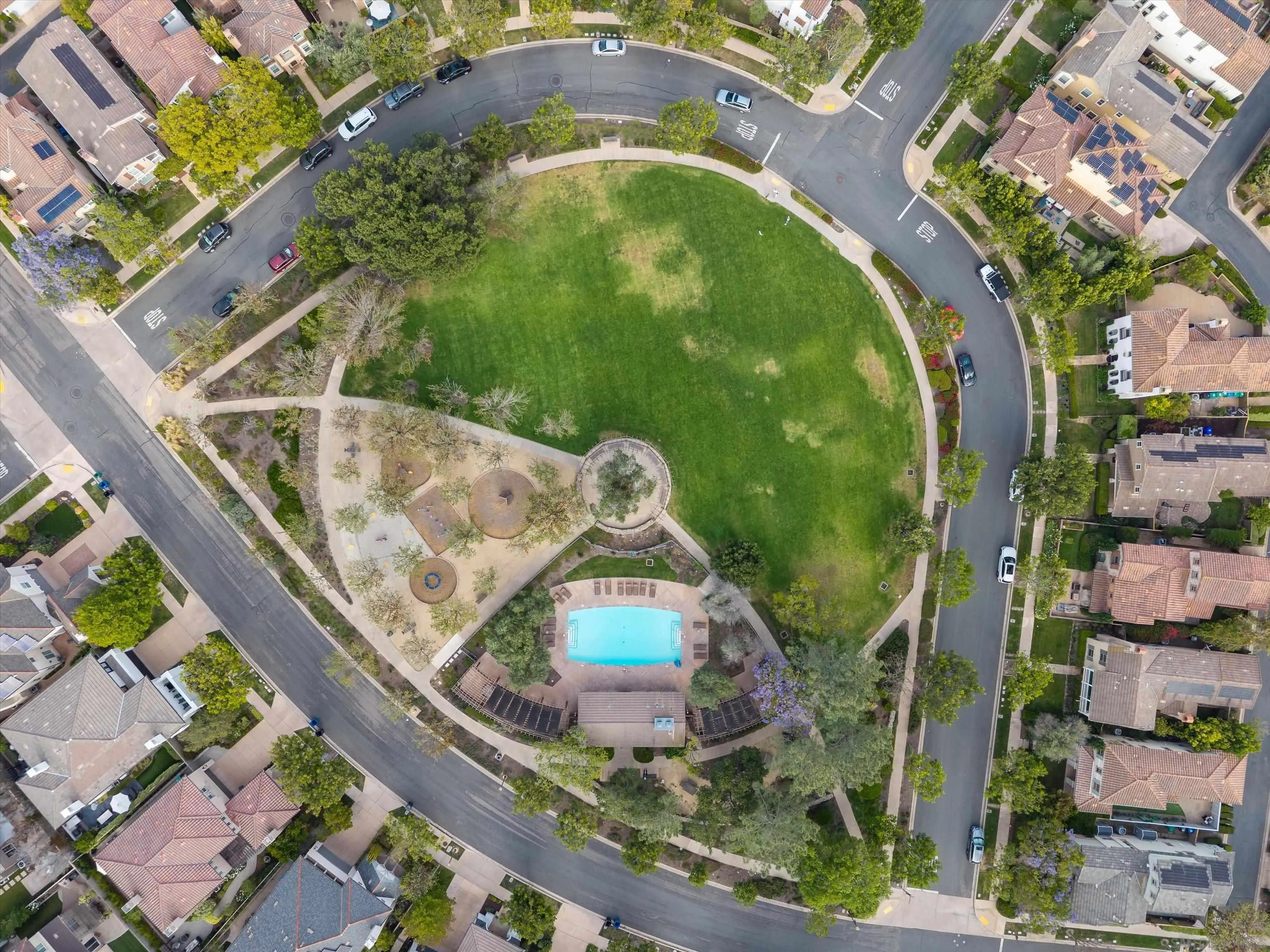 https://cdn.realtyfeed.com/cdn/127/260011734/ab0b8be19465b30443e5ee44ebf89266.webp